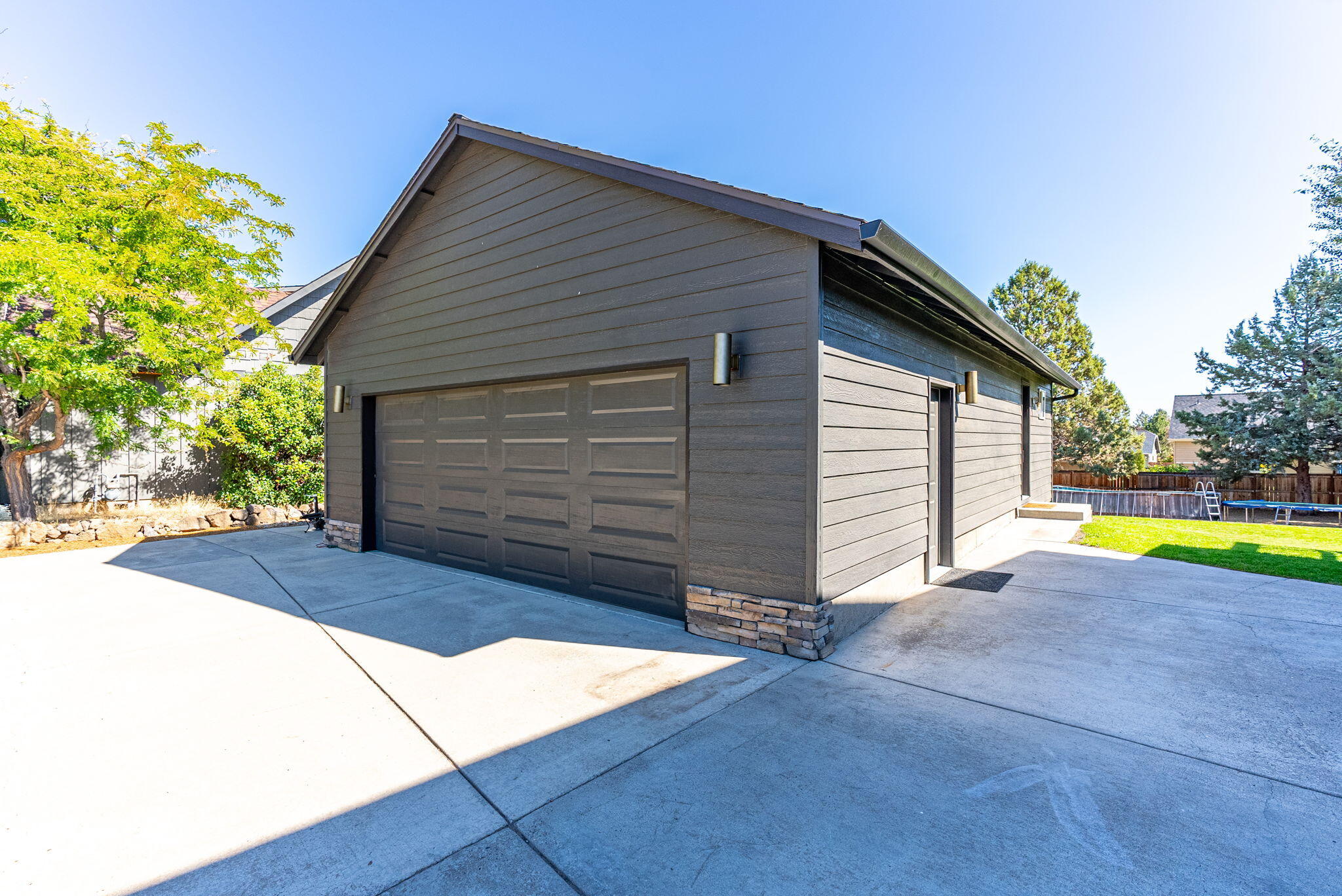 63276 Eastview Drive