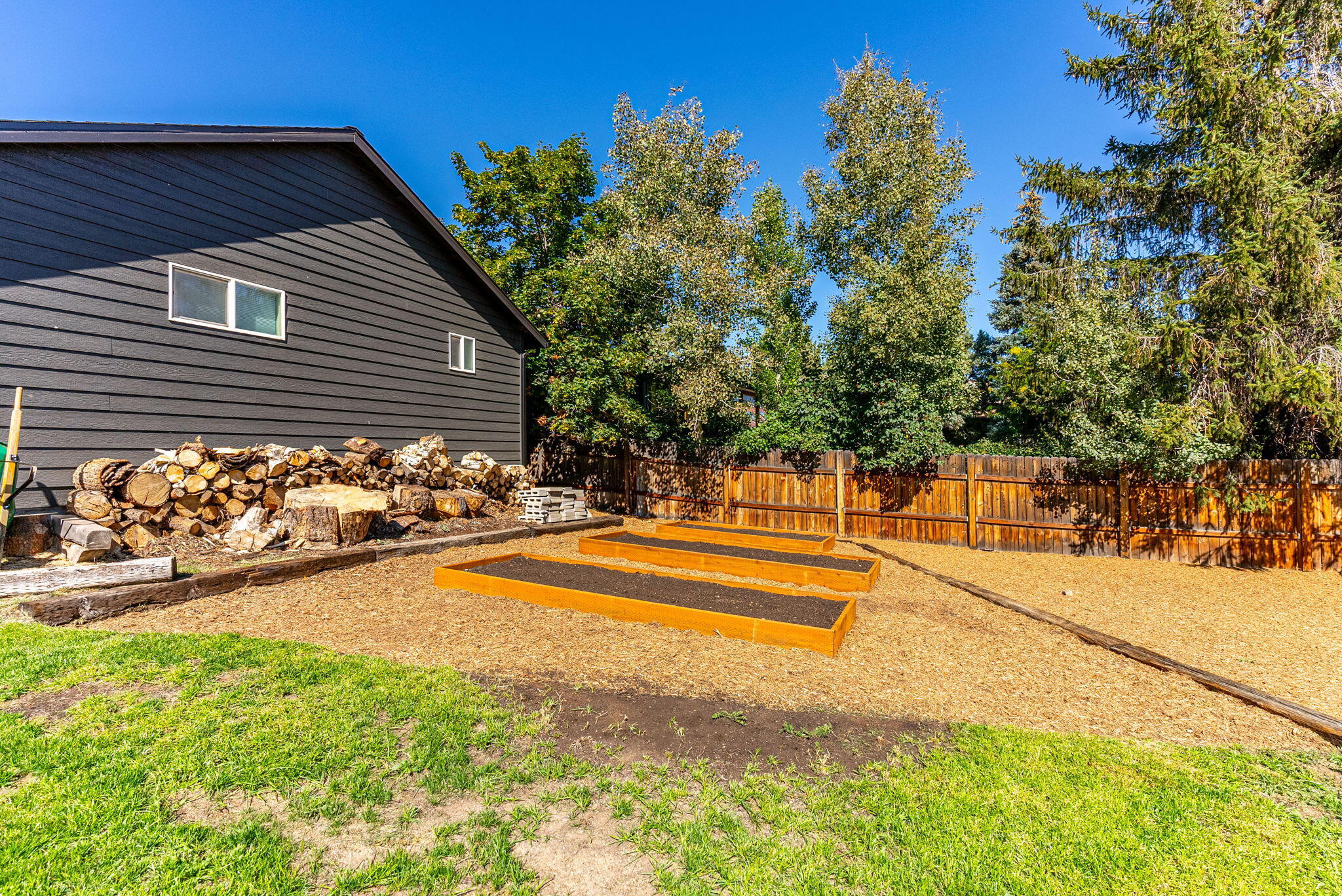 63276 Eastview Drive