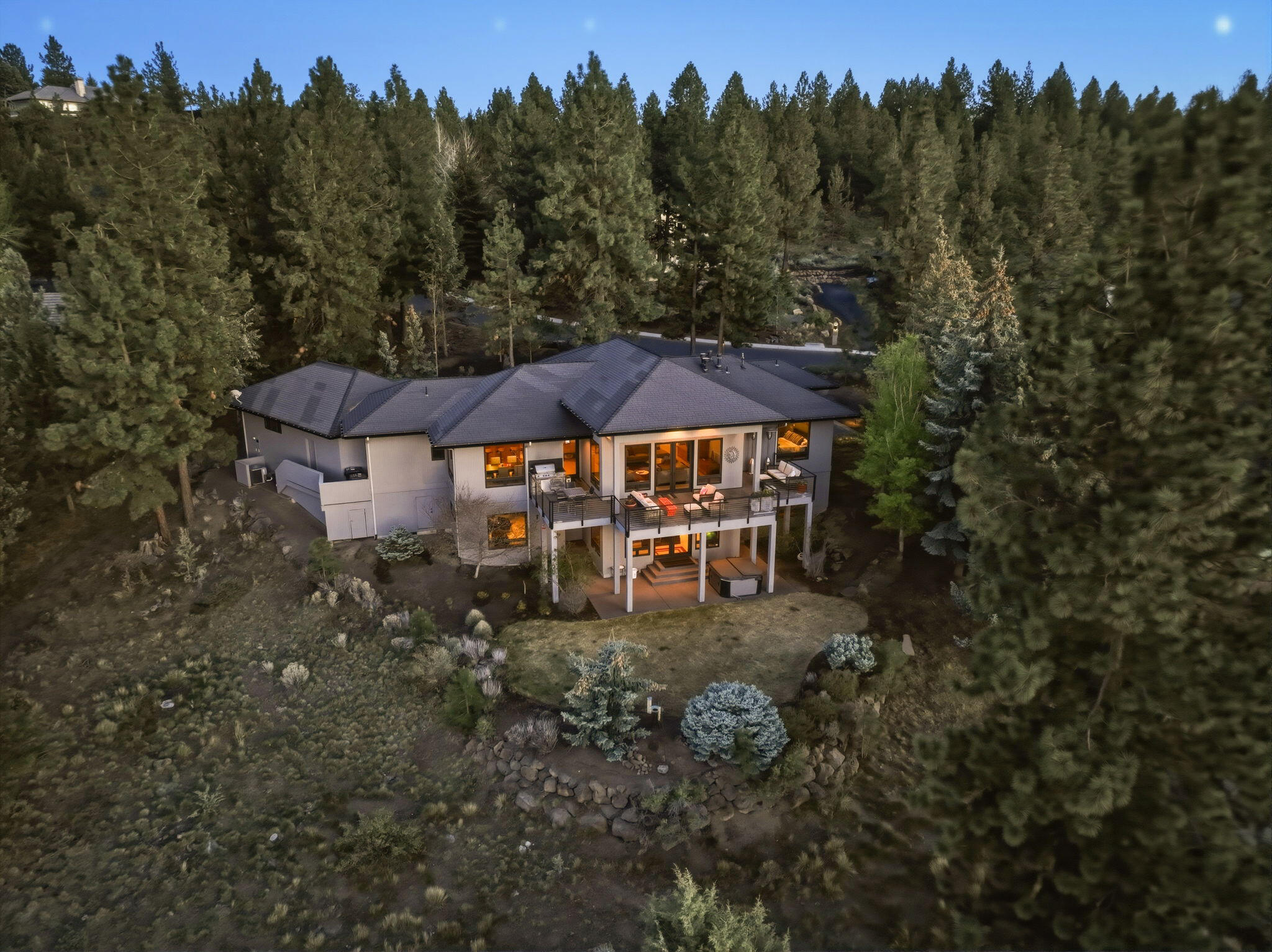 3072 NW Duffy Drive