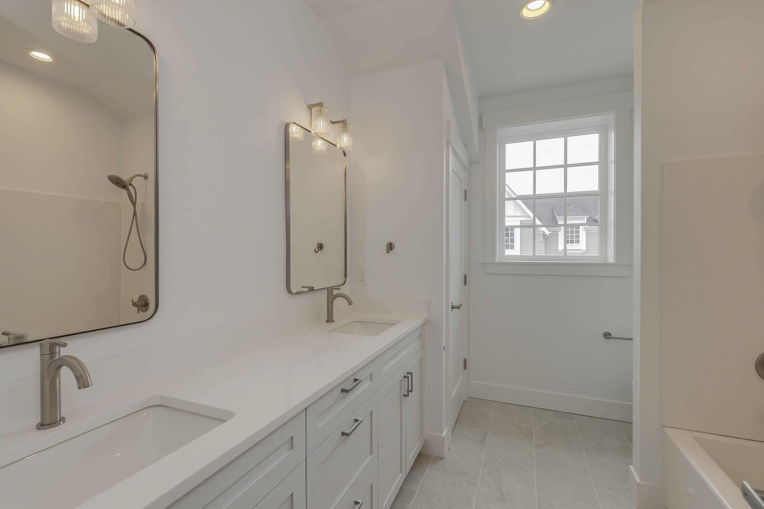 401 NE Moonwake Lane, 14