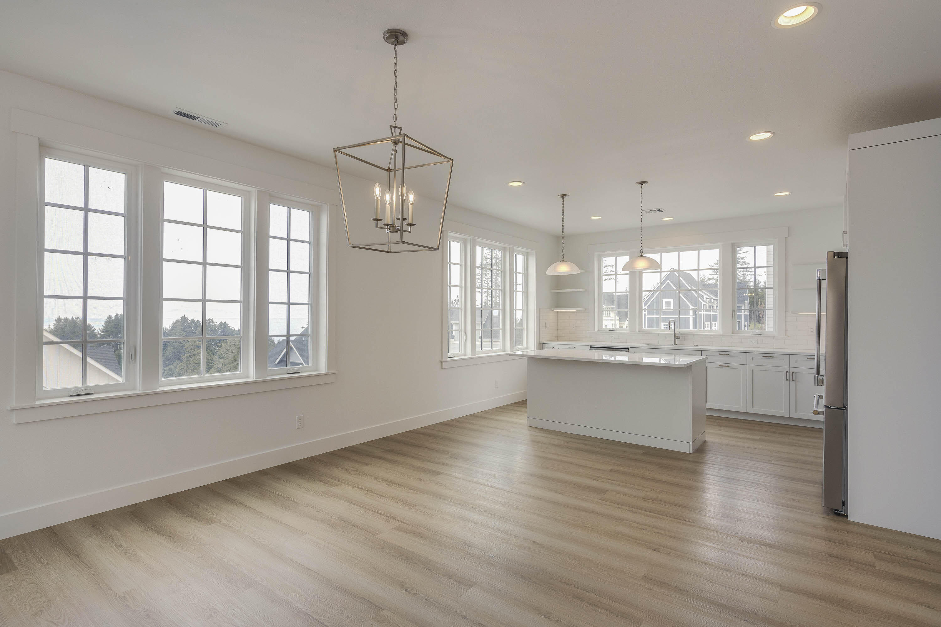 401 NE Moonwake Lane, 14