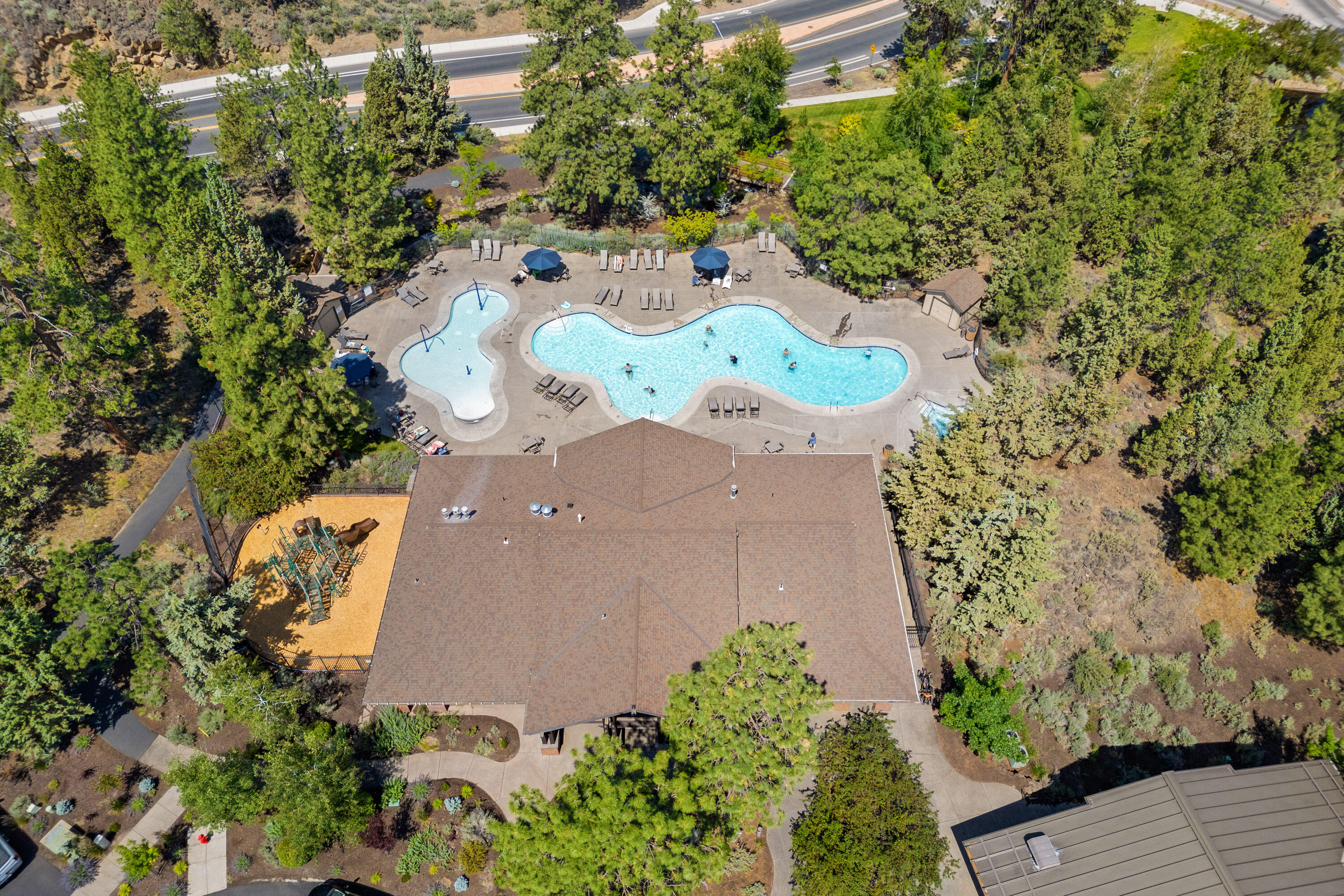 61138 SE Sydney Harbor Drive