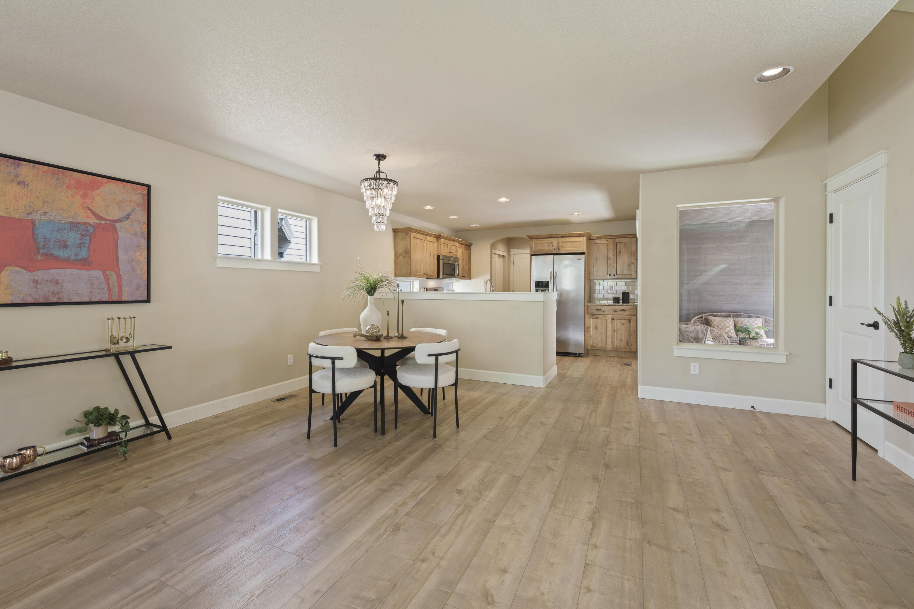 61138 SE Sydney Harbor Drive