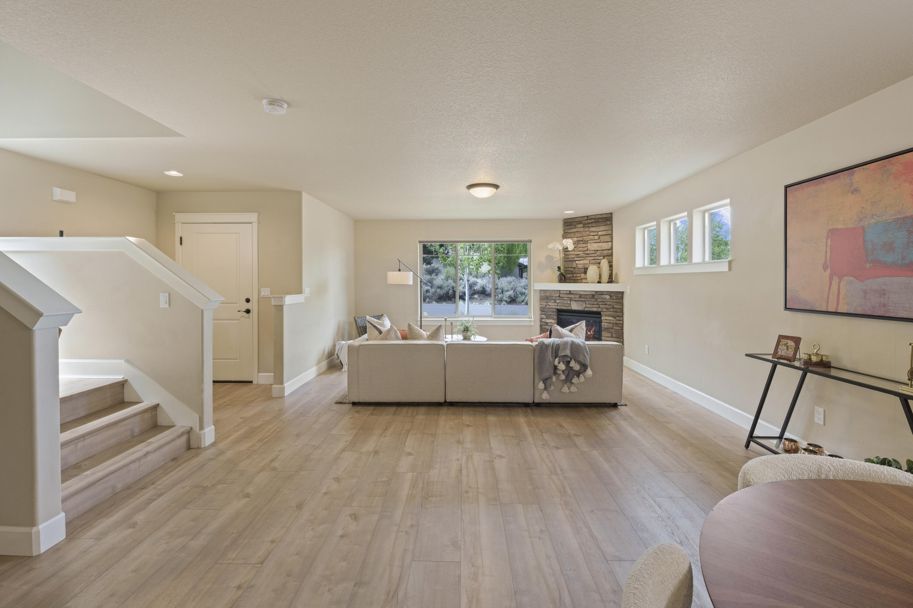 61138 SE Sydney Harbor Drive
