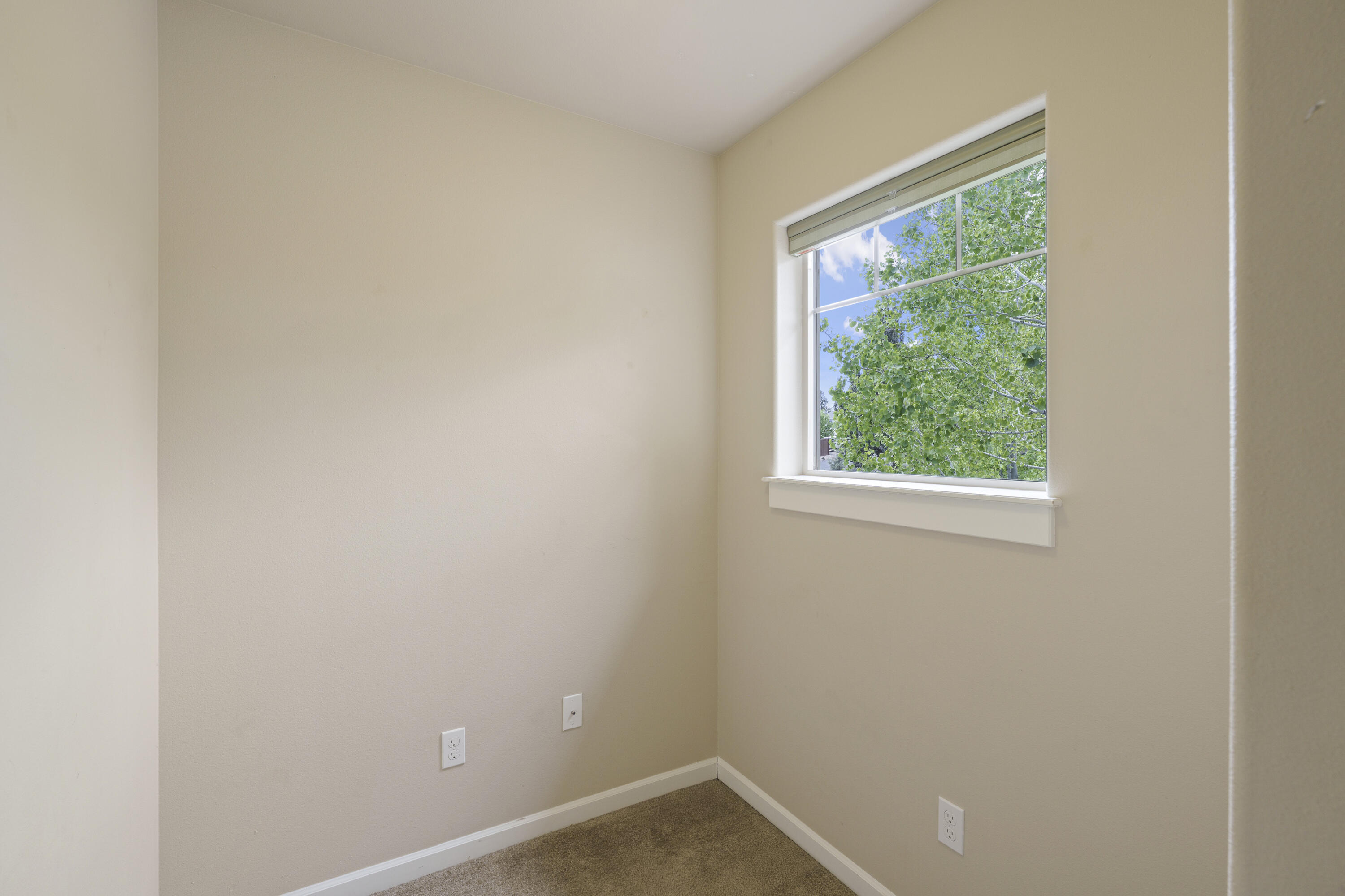 61138 SE Sydney Harbor Drive