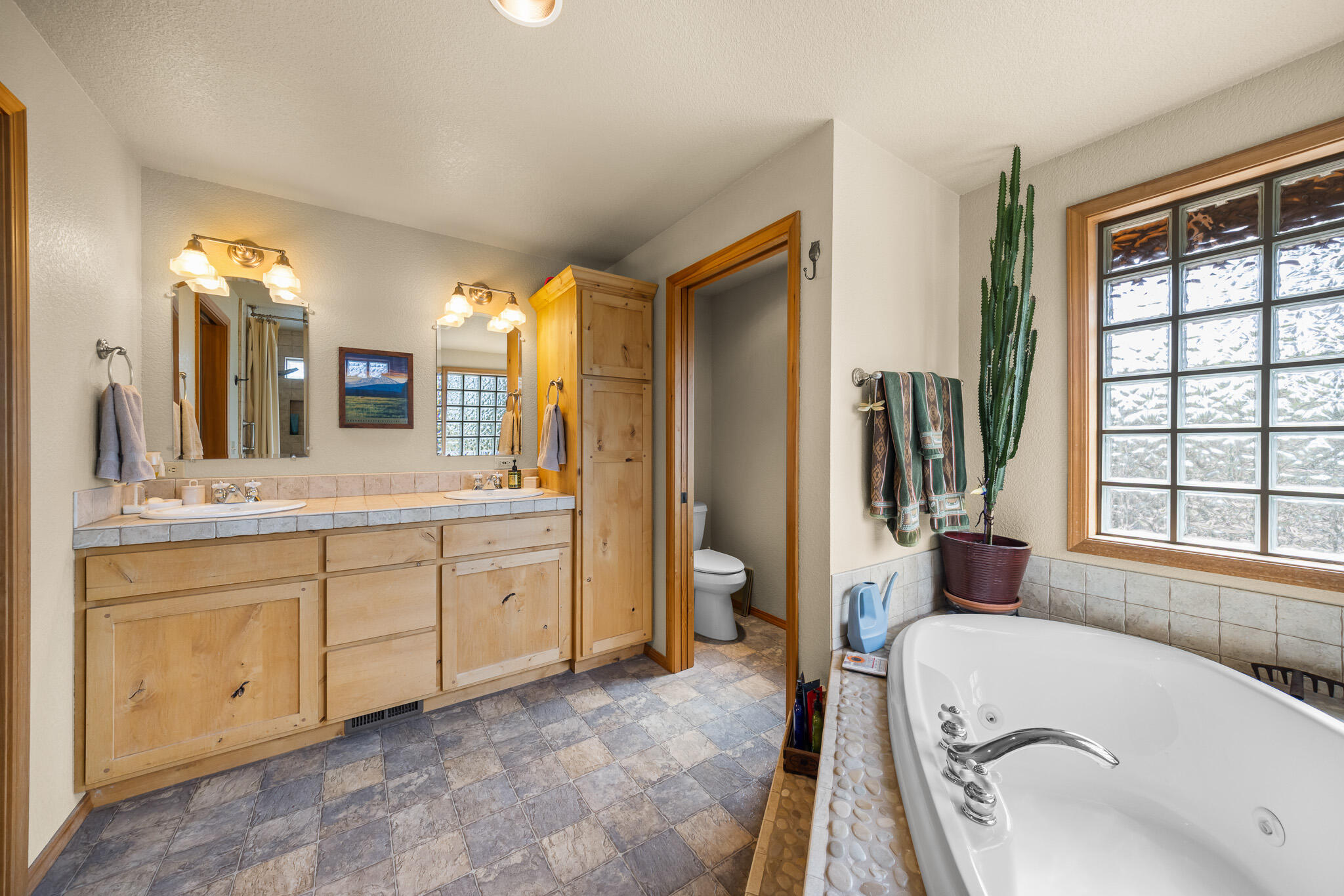 575 SW 55th Place