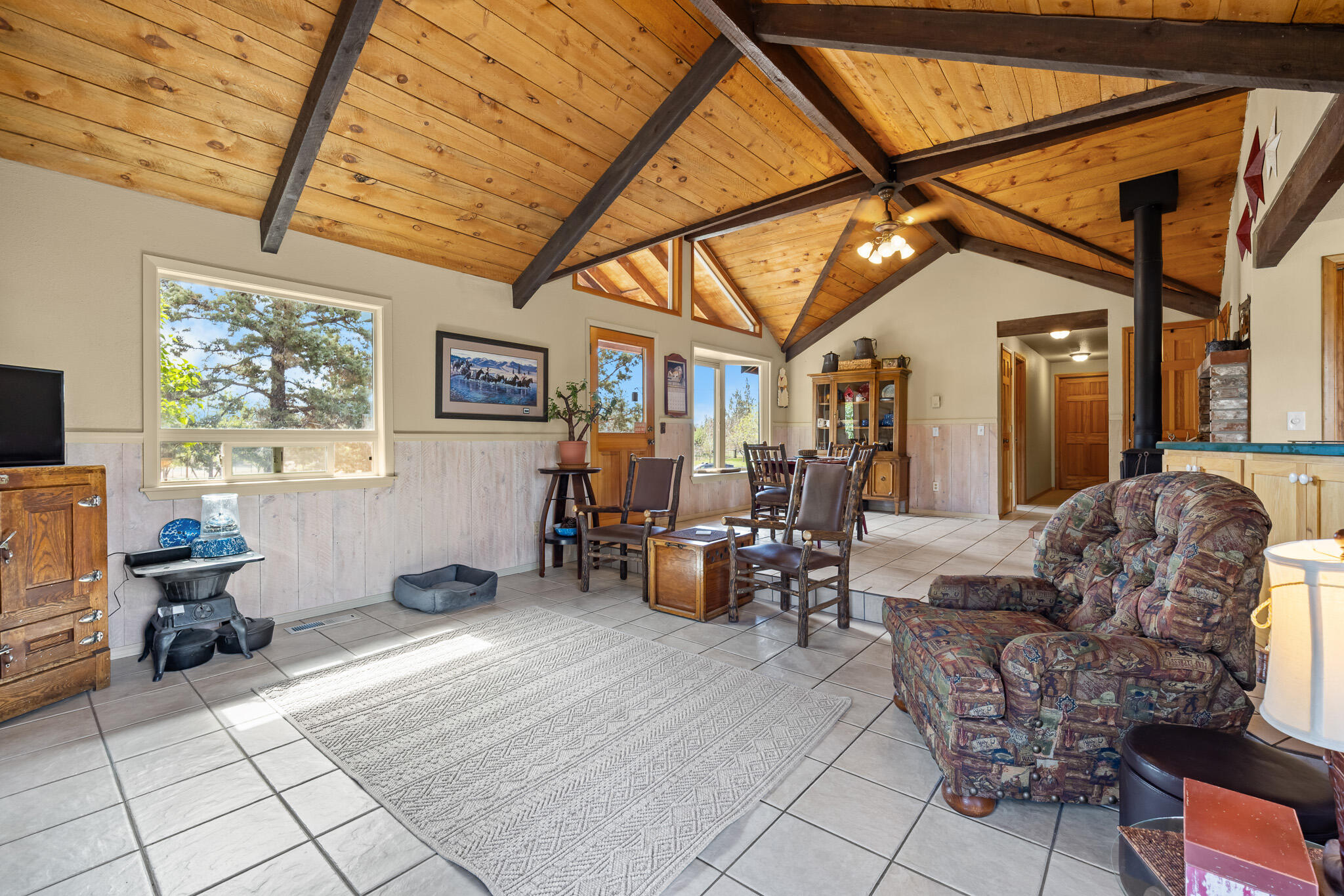 575 SW 55th Place