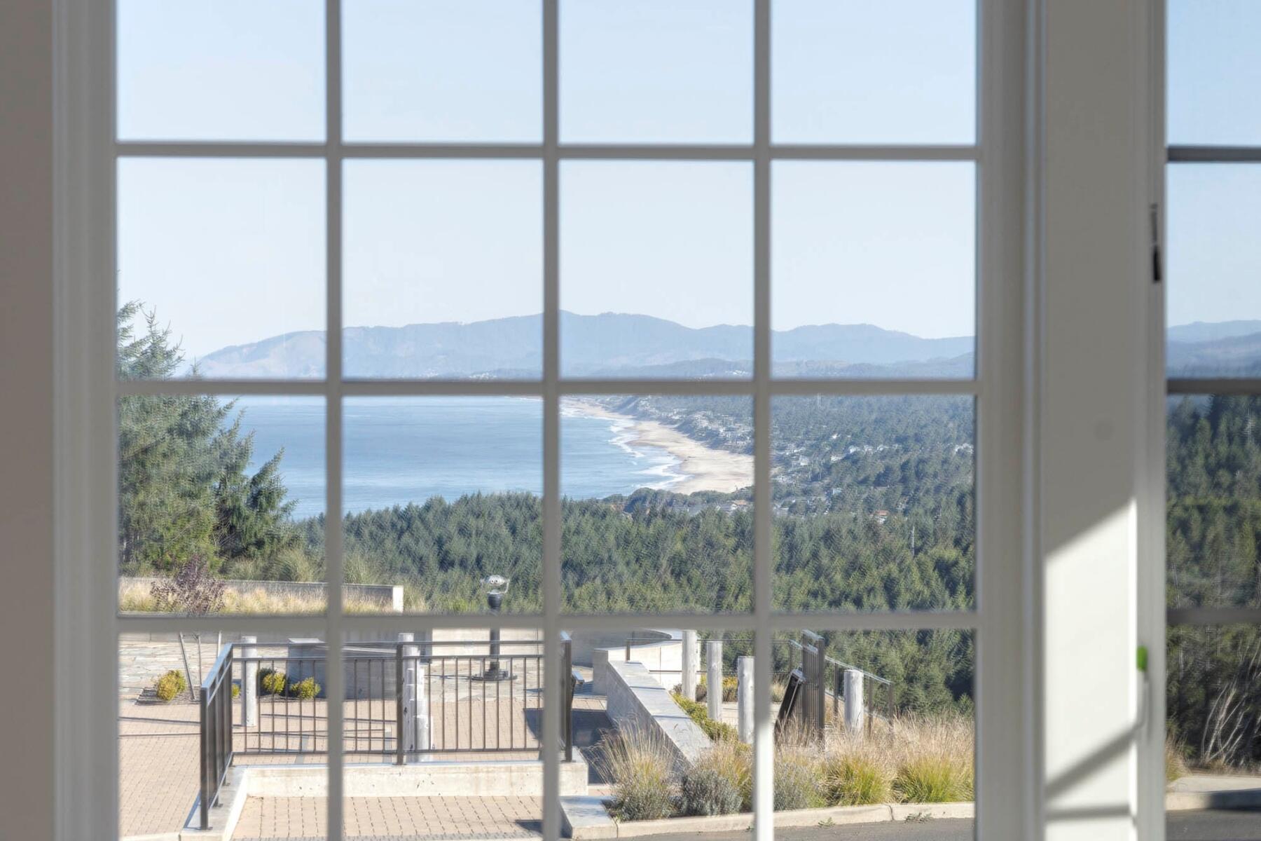 1152 NE Seascape Avenue, 9-13