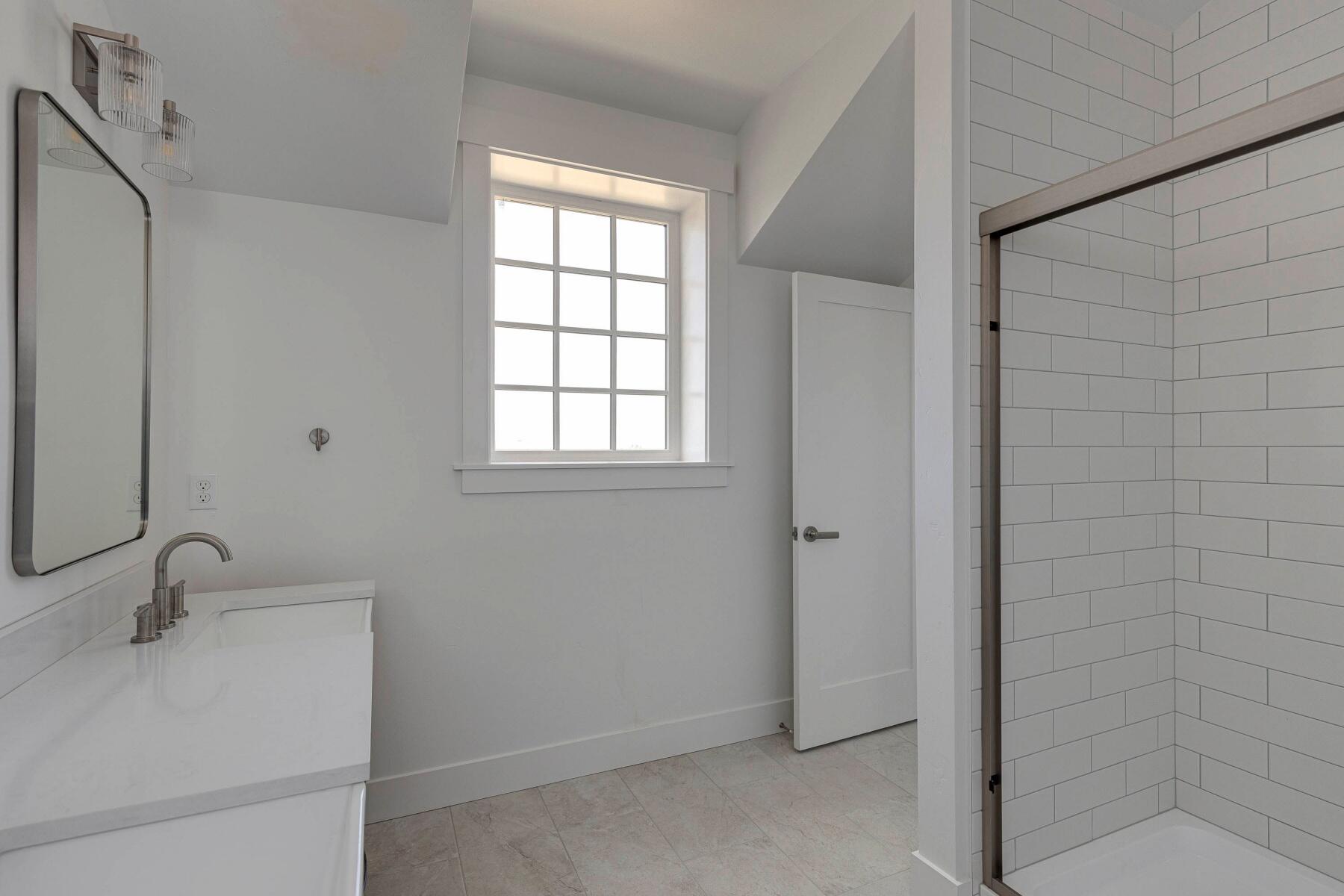1152 NE Seascape Avenue, 9-13