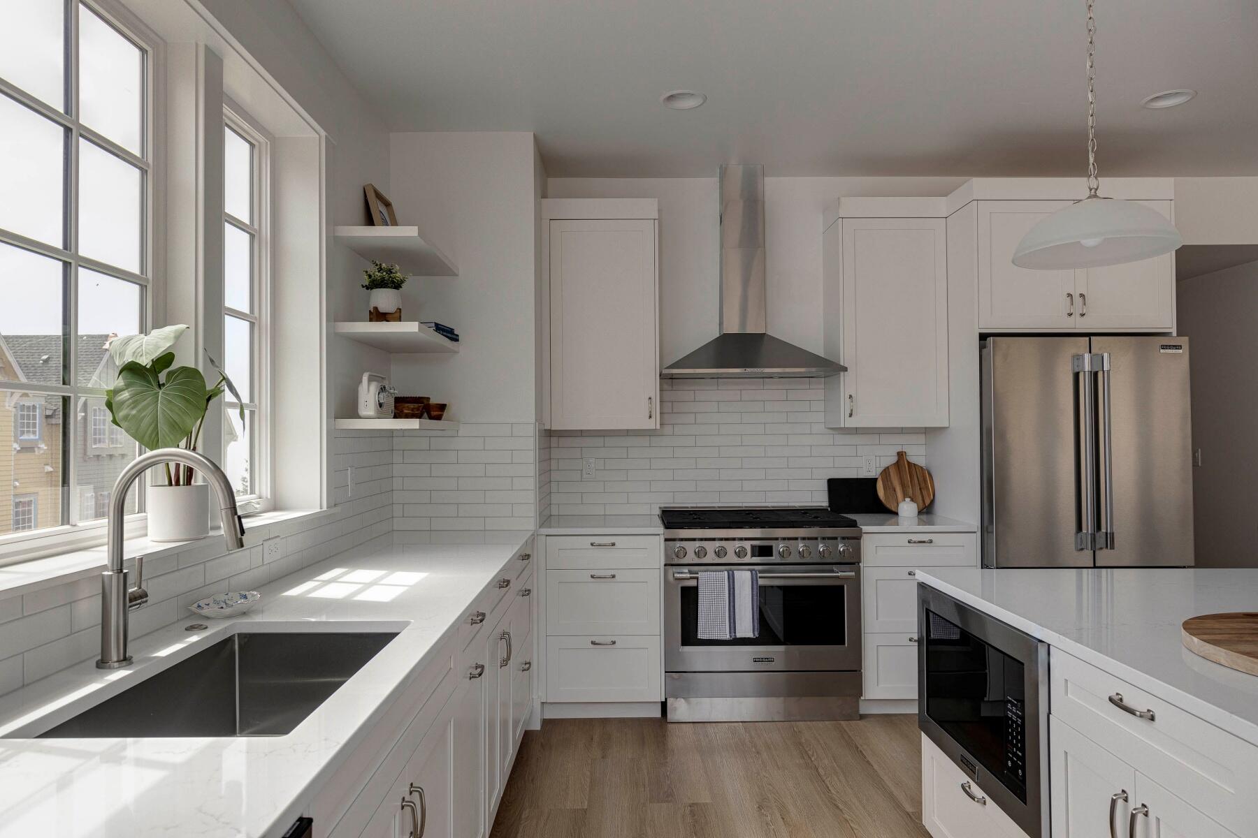 1152 NE Seascape Avenue, 9-13