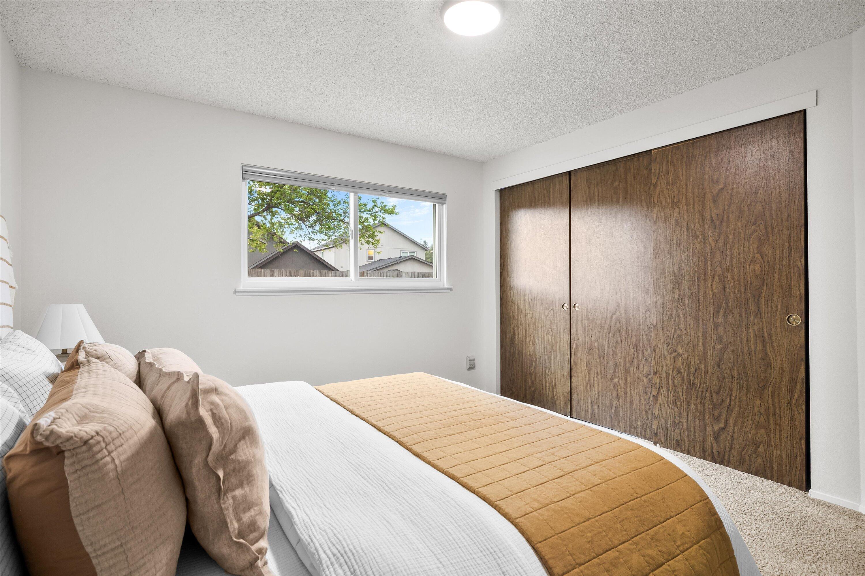 947 SE 6th Street
