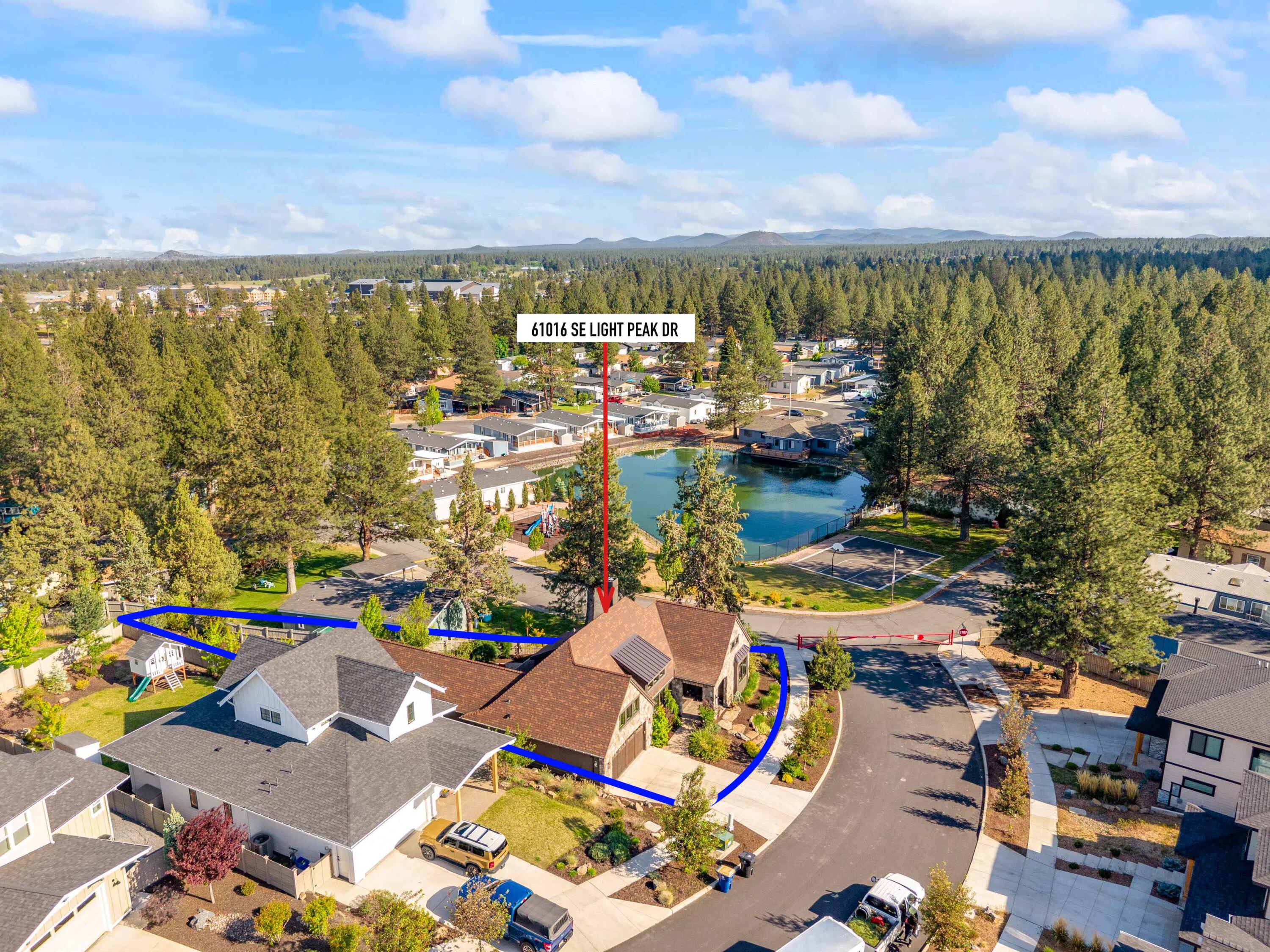 61016 SE Light Peak Drive