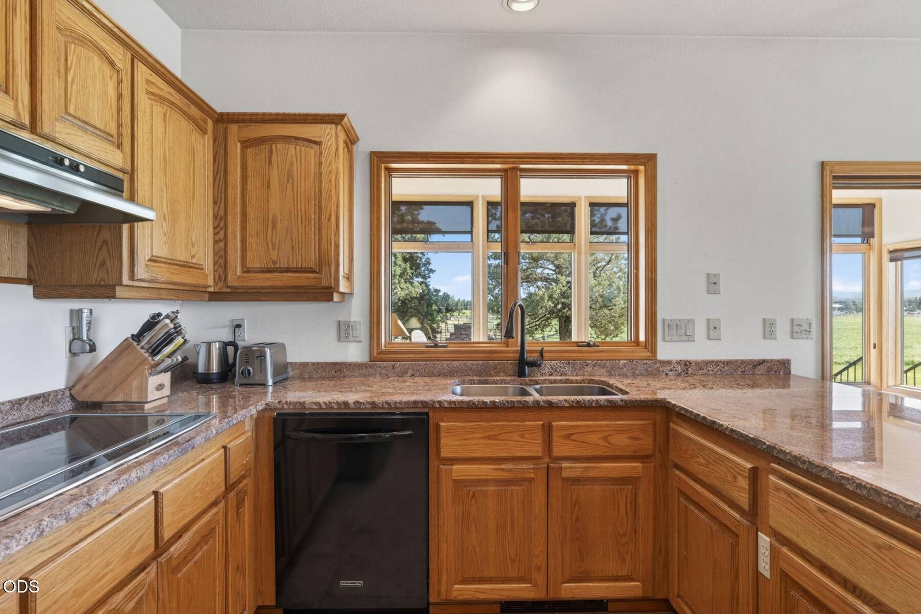 65055 Old Bend Redmond Highway