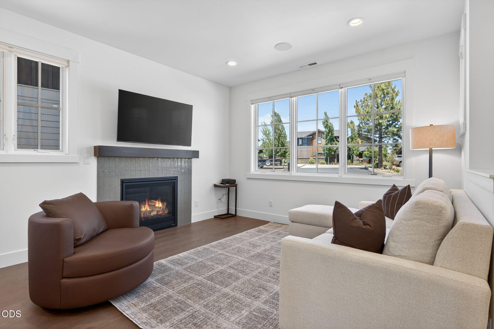 19103 Trailhead Court, 7