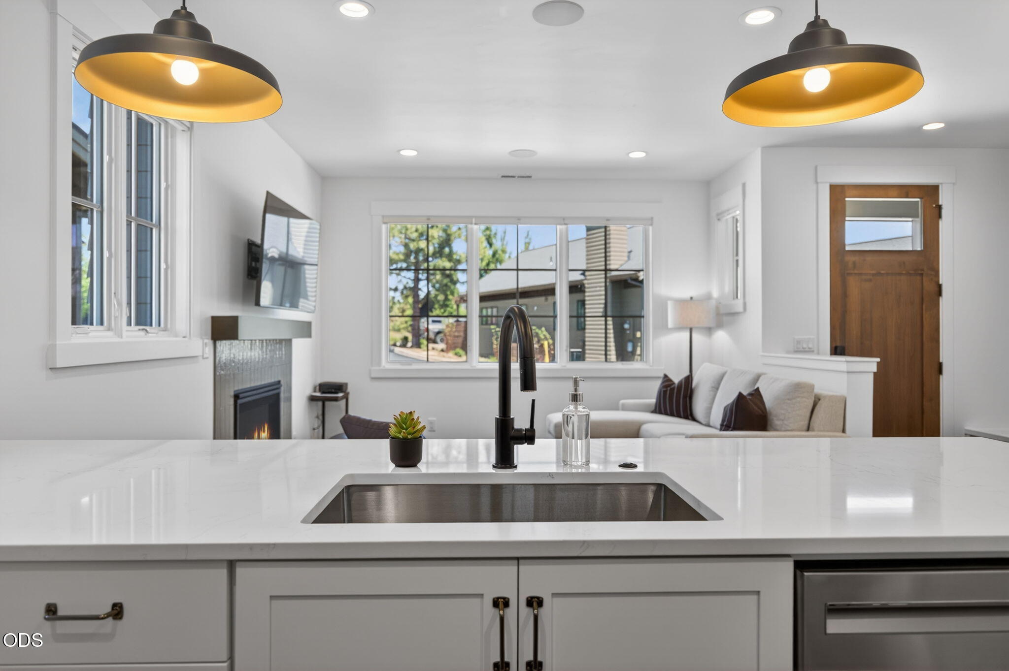 19103 Trailhead Court, 7
