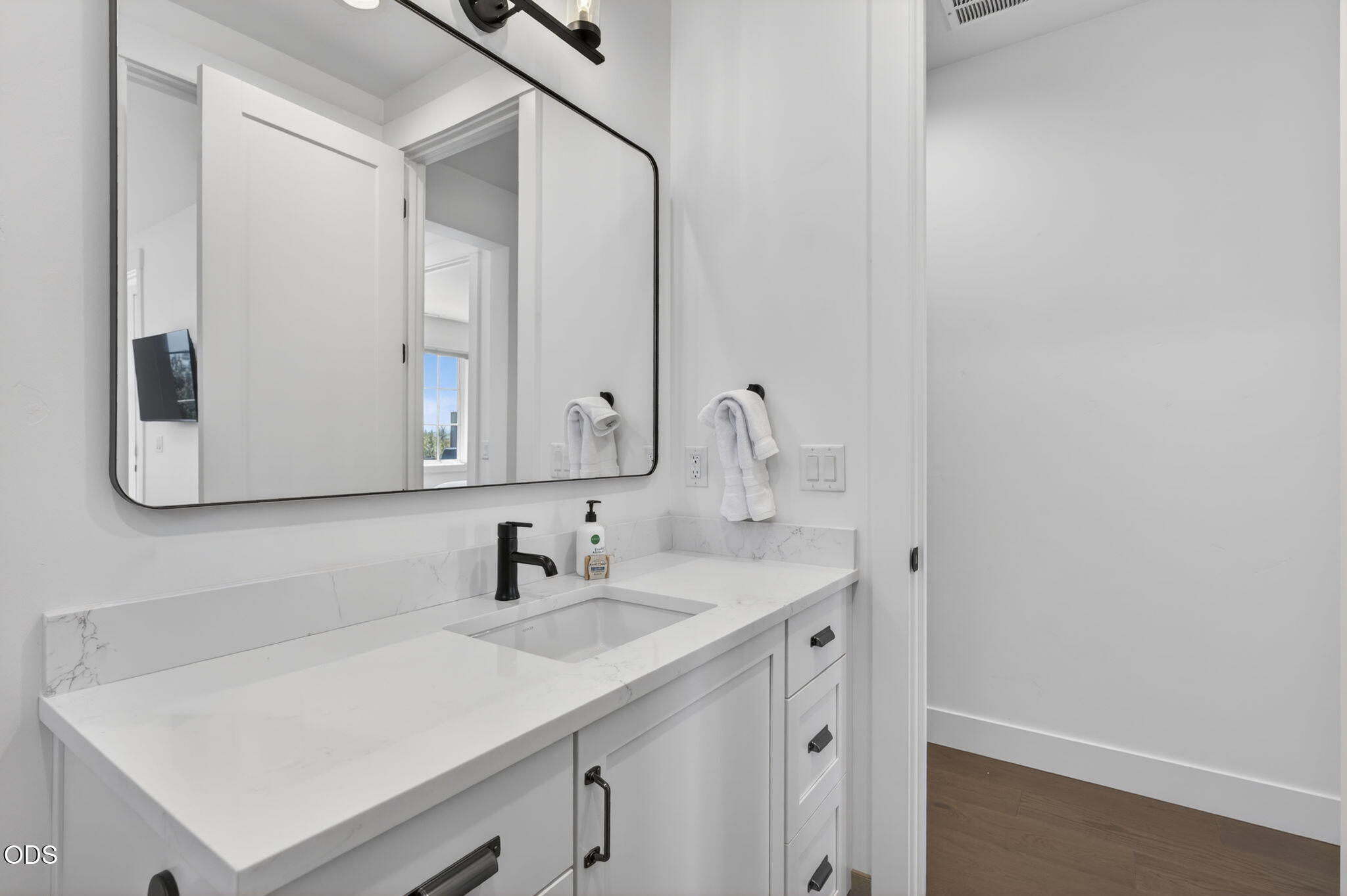 19103 Trailhead Court, 7