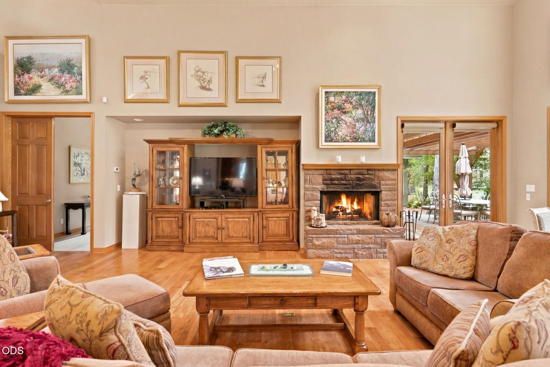 62028 Fall Creek Loop