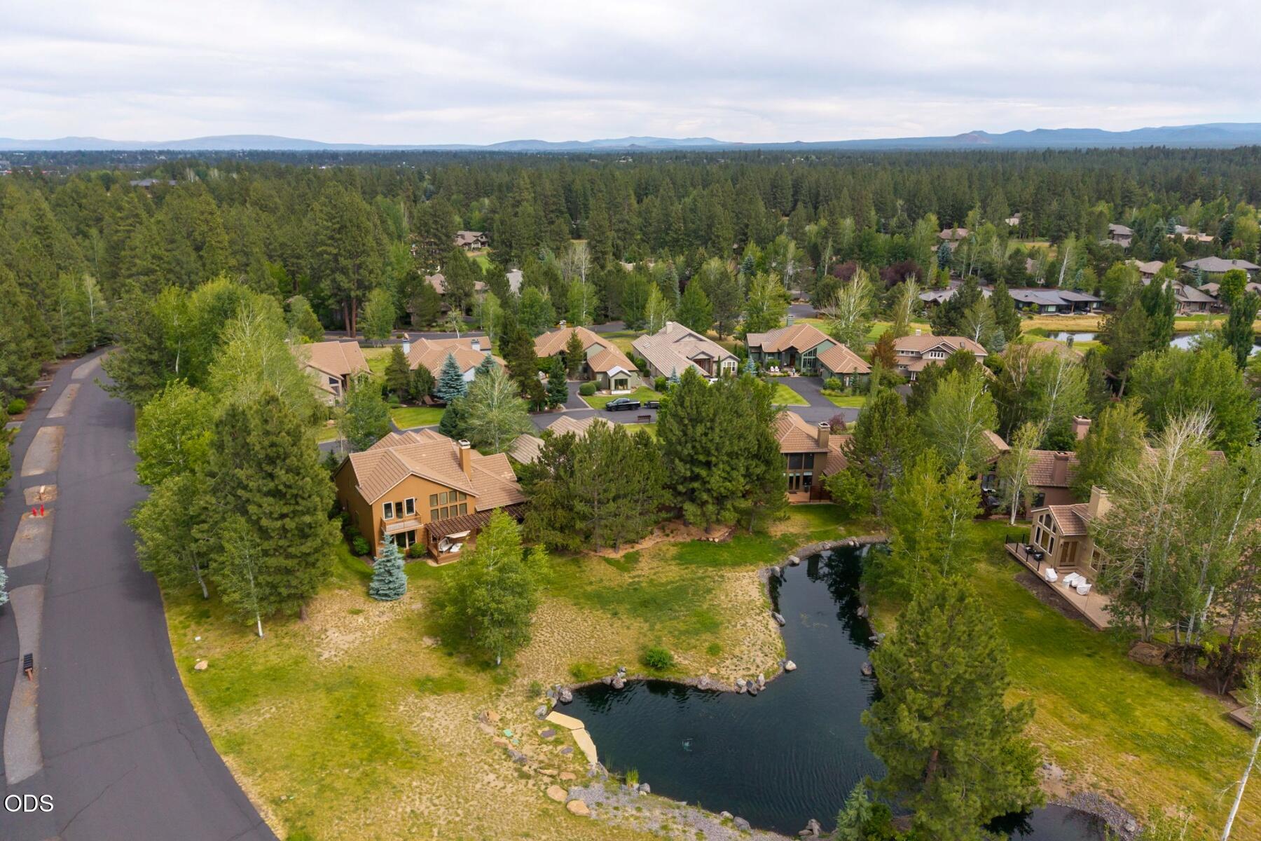 62028 Fall Creek Loop