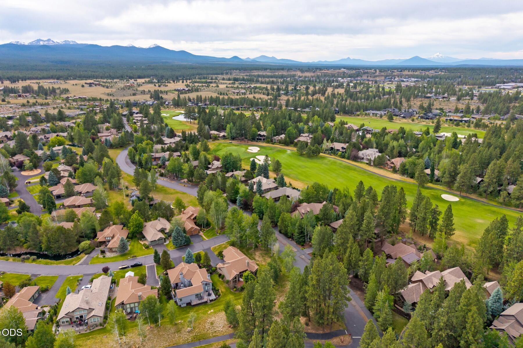 62028 Fall Creek Loop