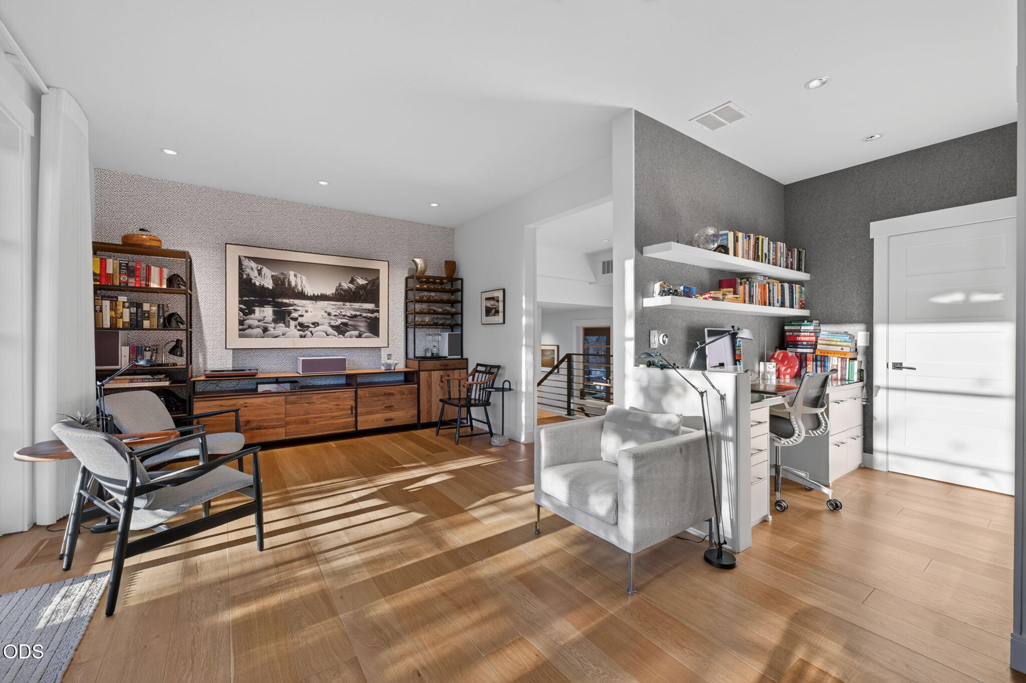 19077 Mount McLoughlin Lane