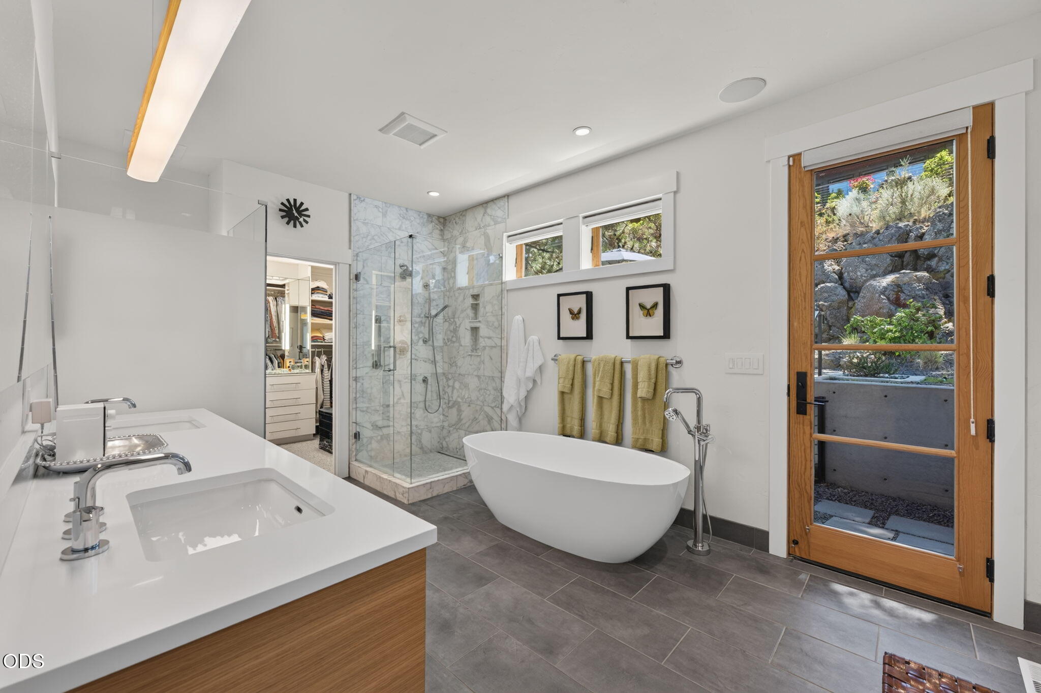 19077 Mount McLoughlin Lane