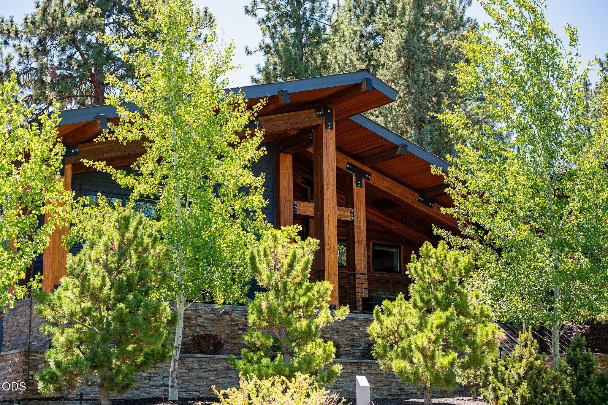 19077 Mount McLoughlin Lane