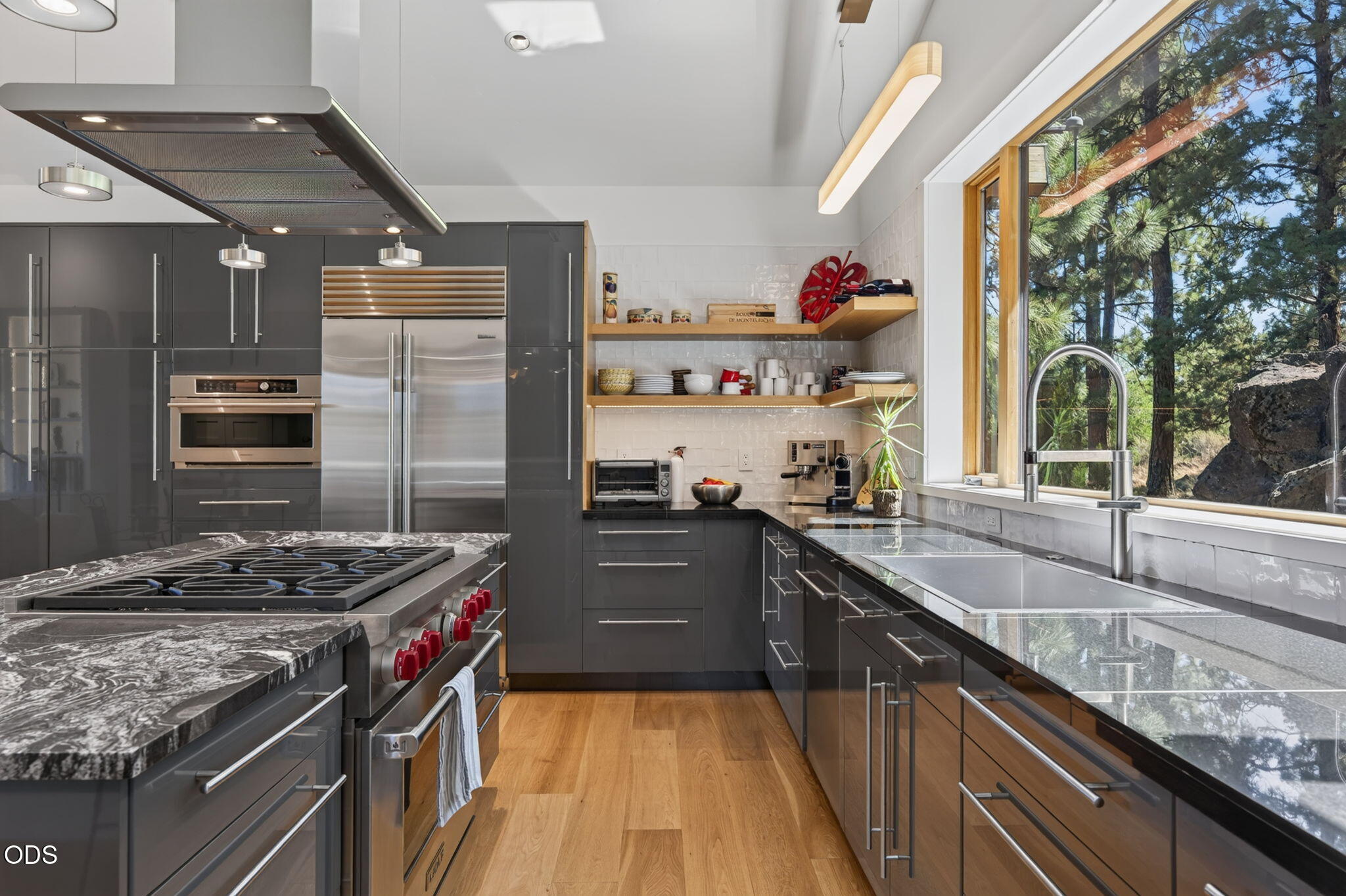 19077 Mount McLoughlin Lane