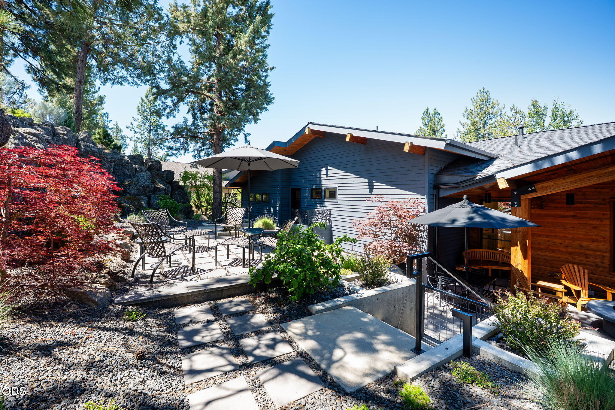 19077 Mount McLoughlin Lane