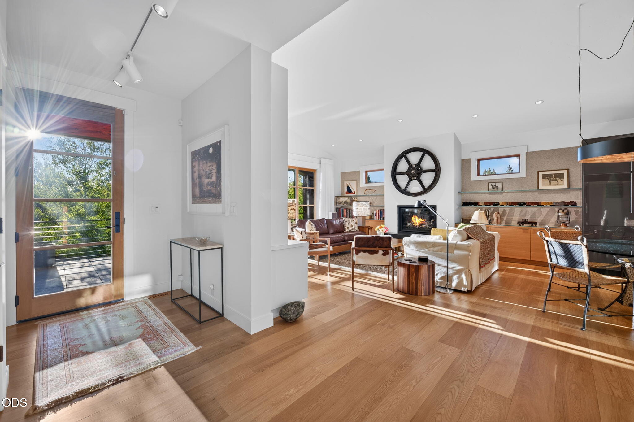 19077 Mount McLoughlin Lane
