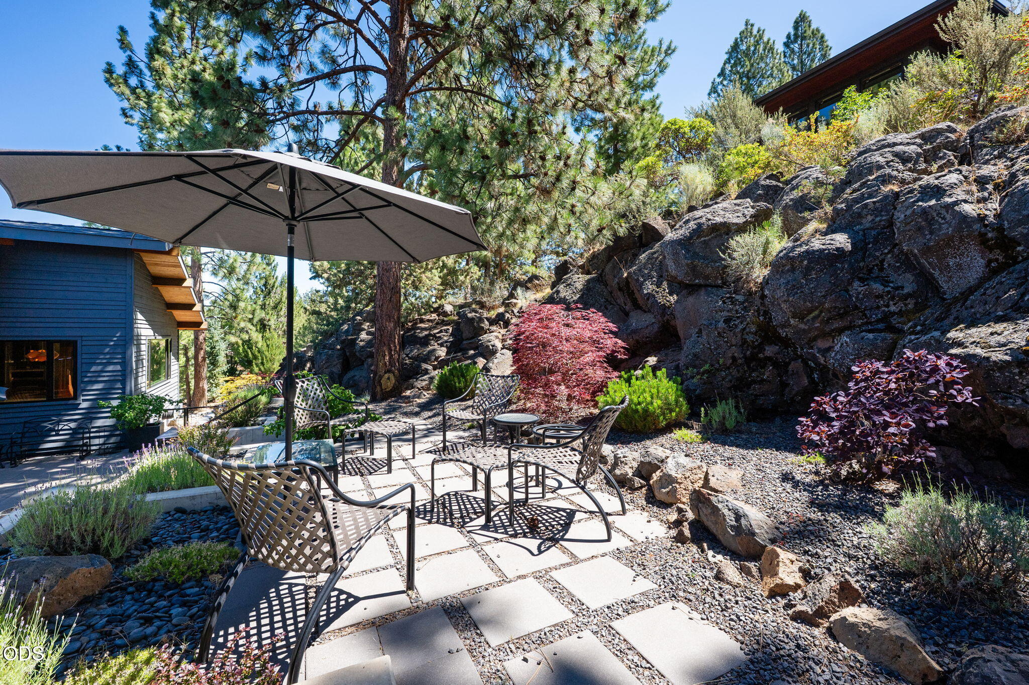 19077 Mount McLoughlin Lane