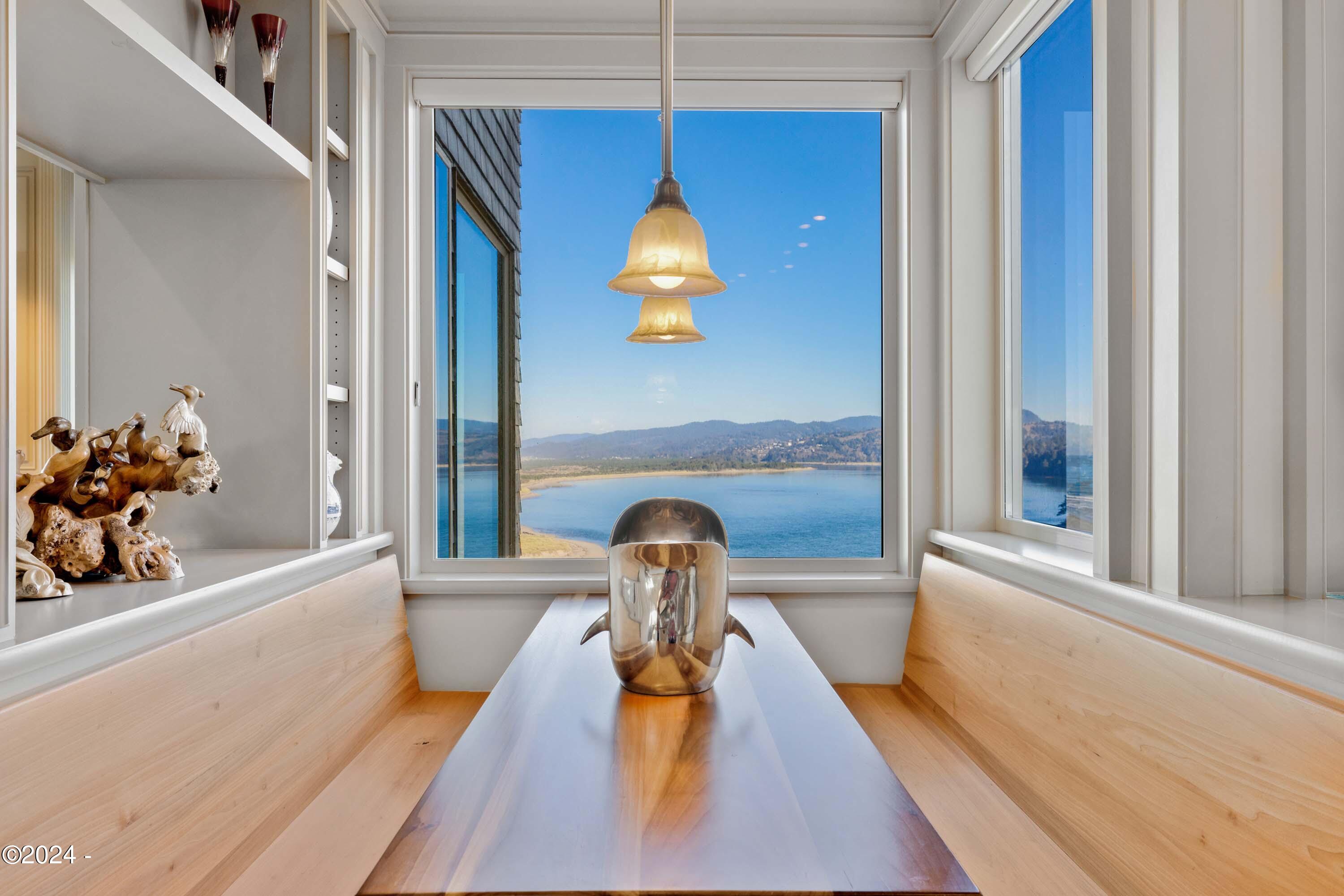 41900 Horizon View Avenue