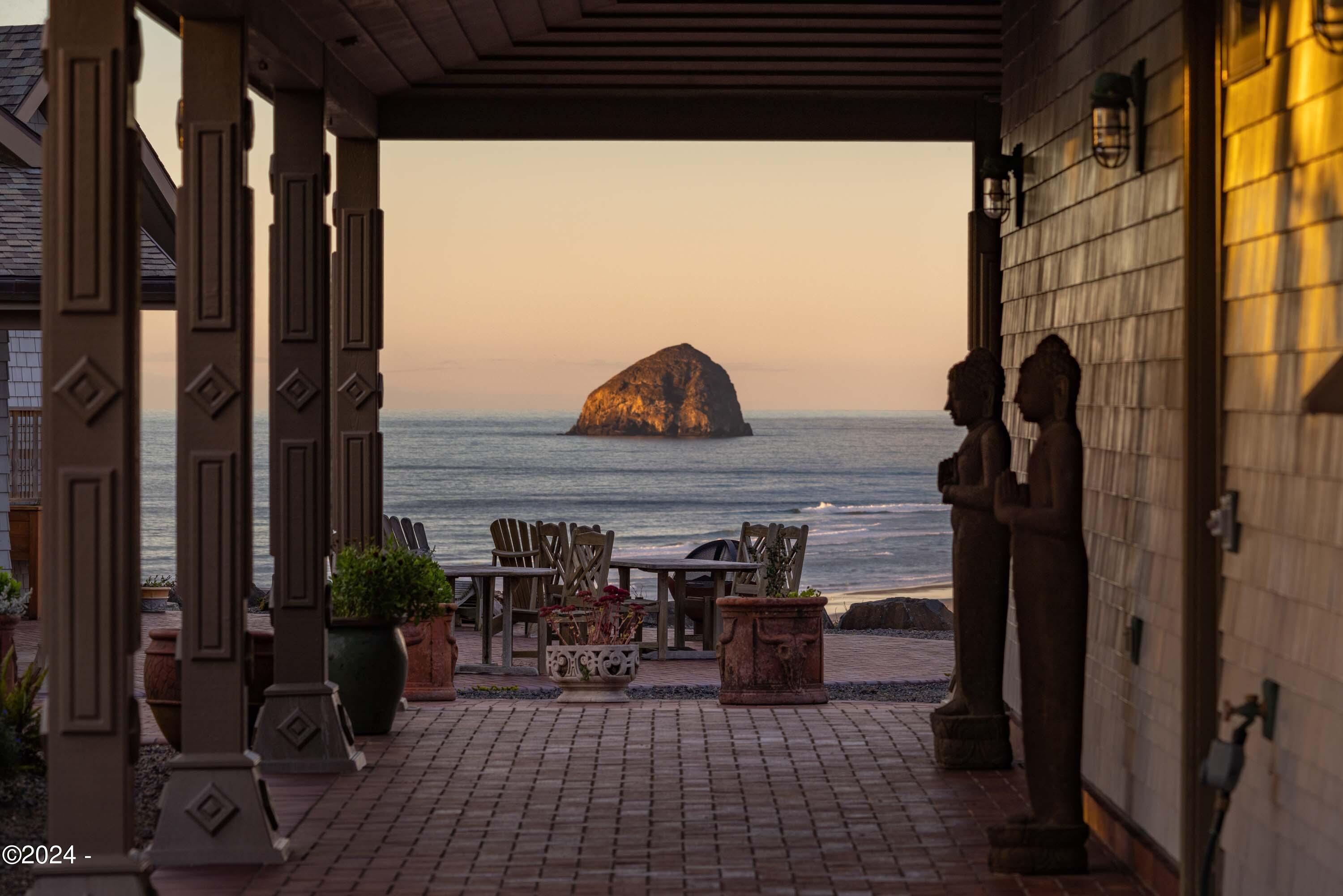 41900 Horizon View Avenue