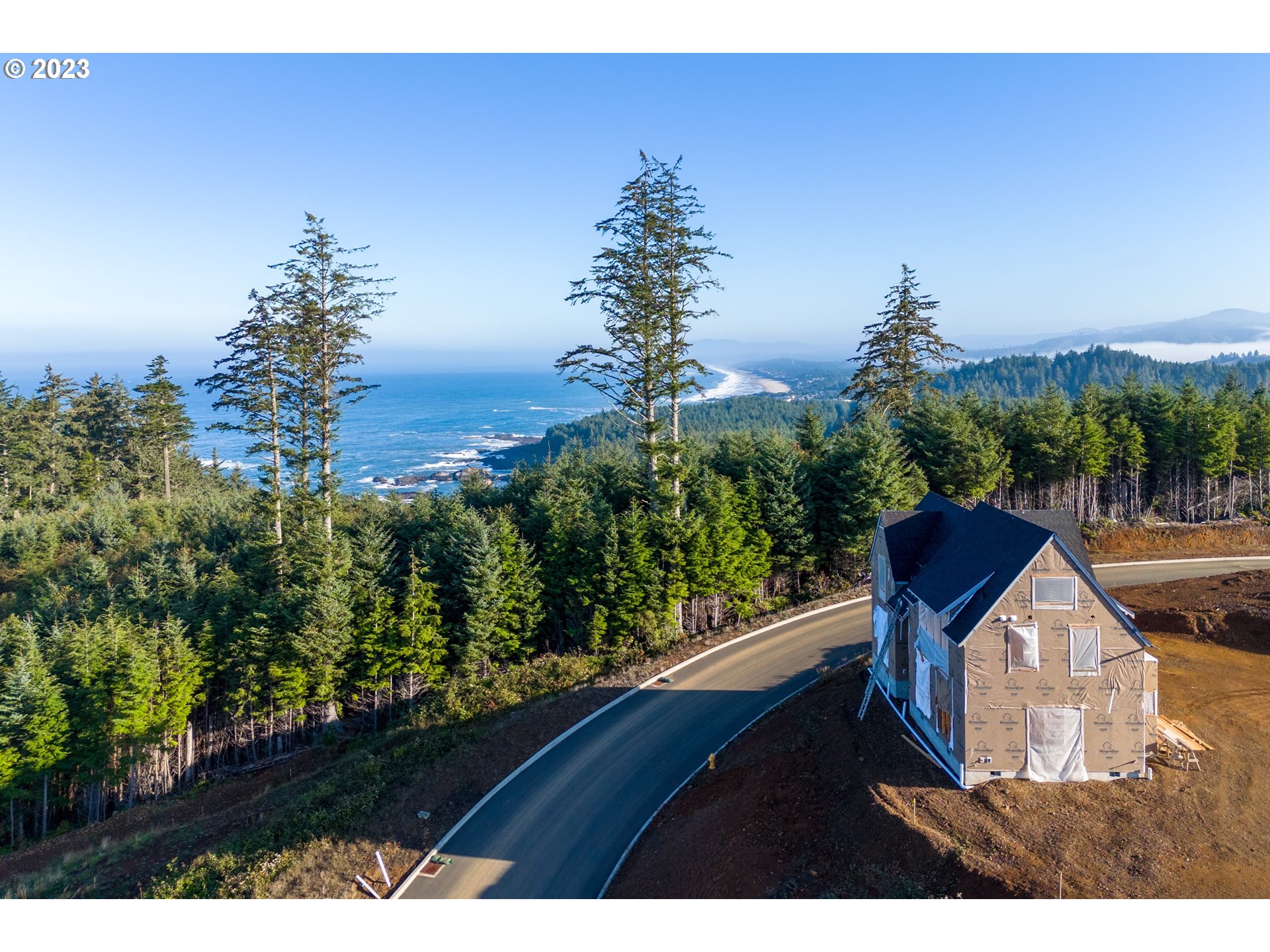 1143 NE Seascape AVE