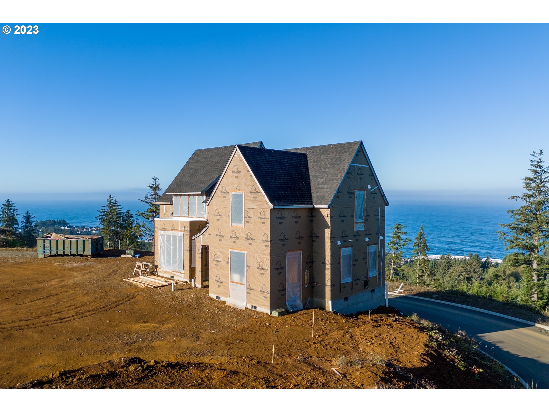 1143 NE Seascape AVE