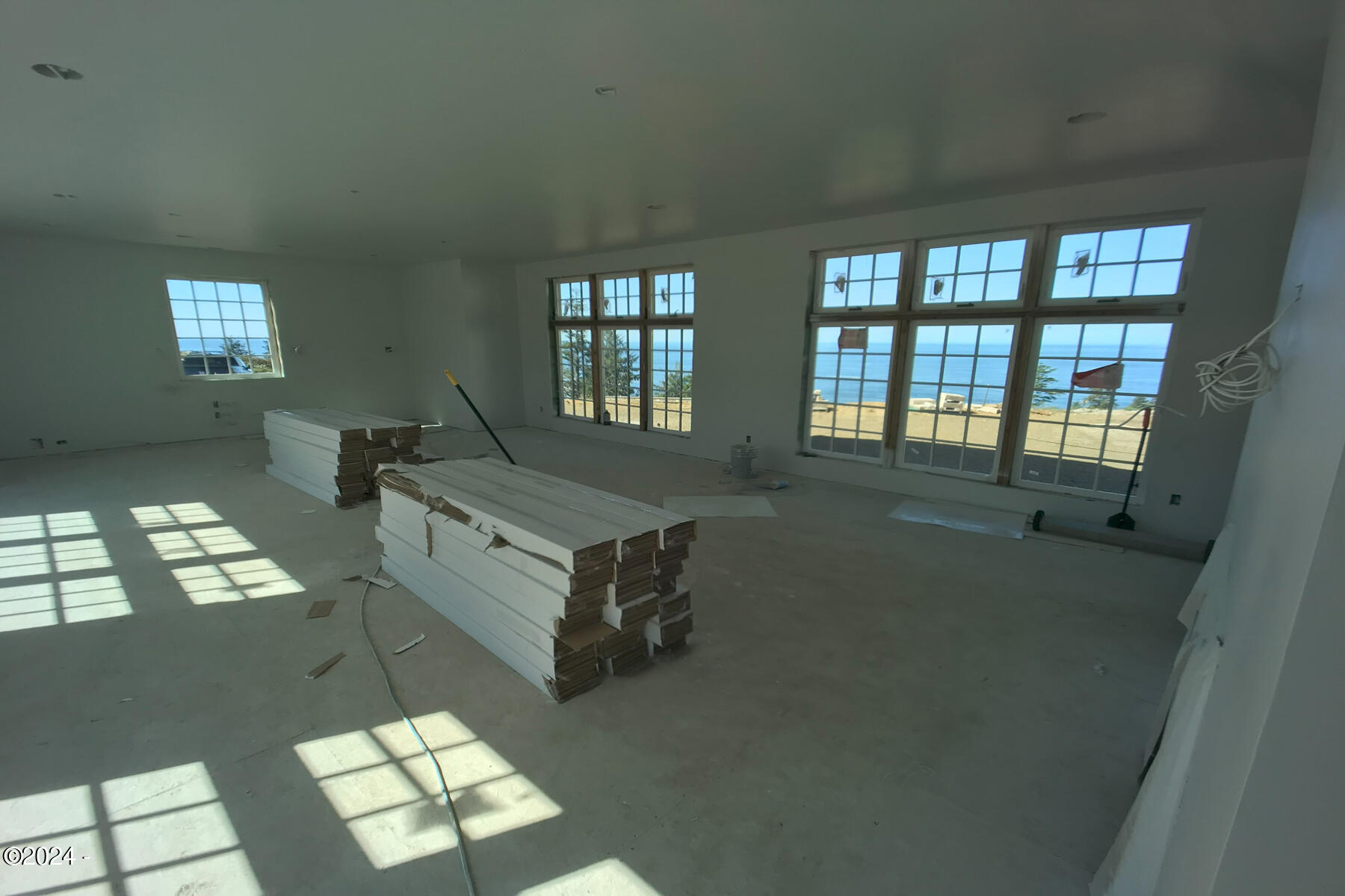 1157 NE Seascape Avenue