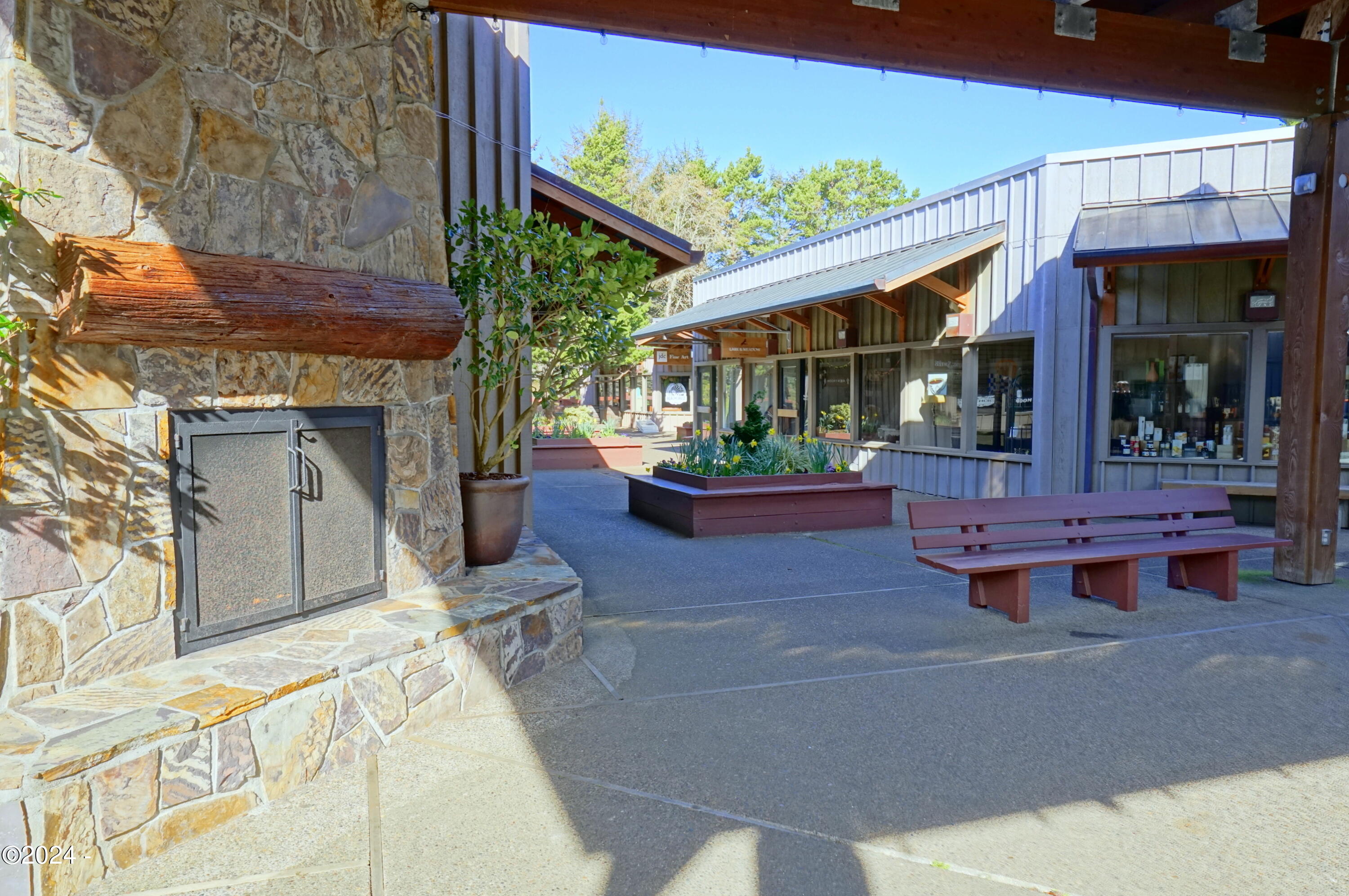 28 Spouting Whale Lane