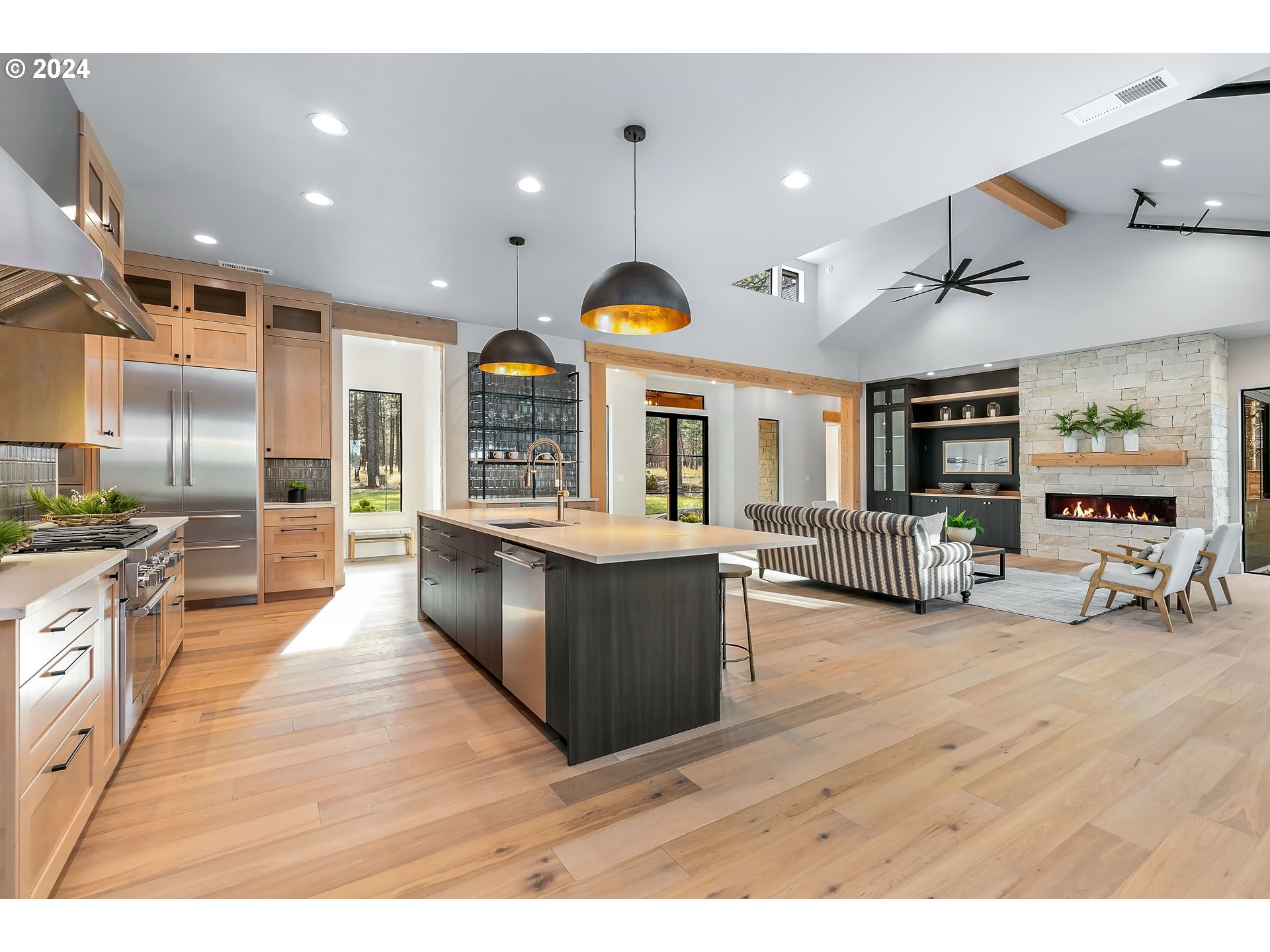 19560 BUCK CANYON RD