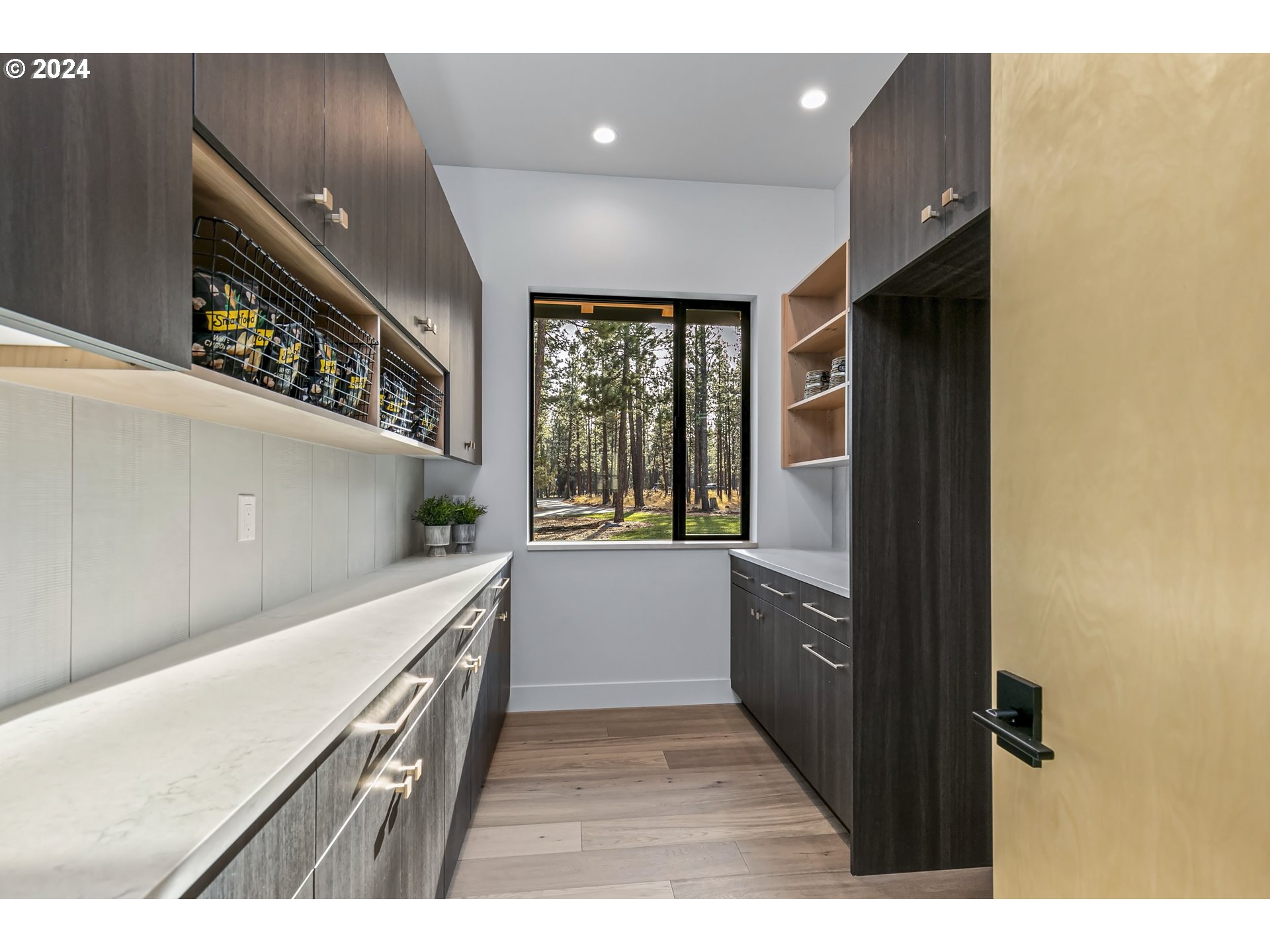 19560 BUCK CANYON RD