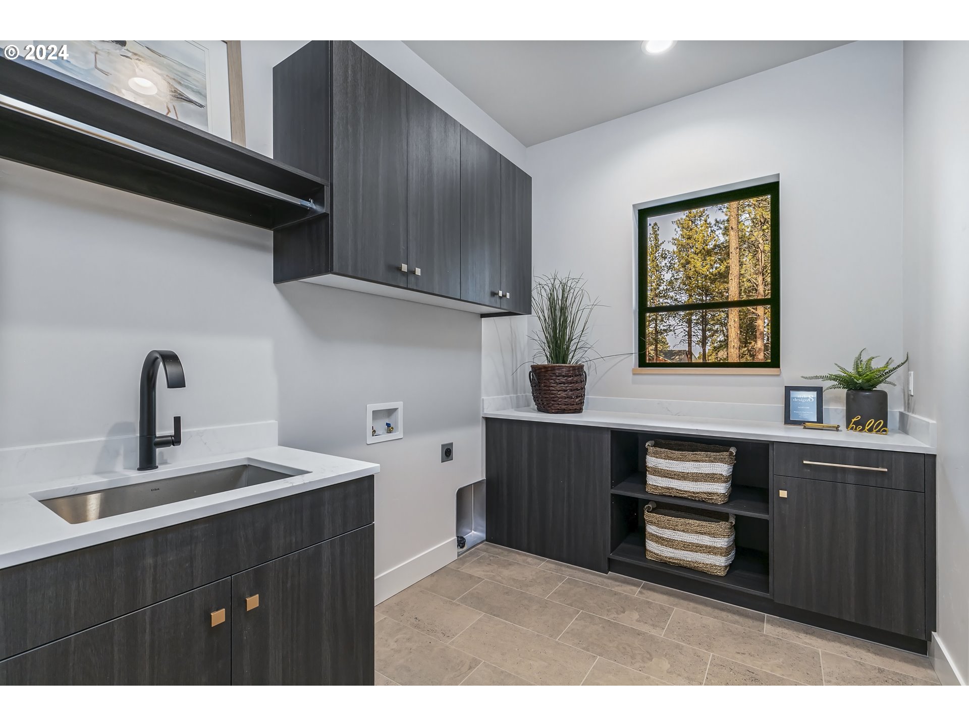 19560 BUCK CANYON RD