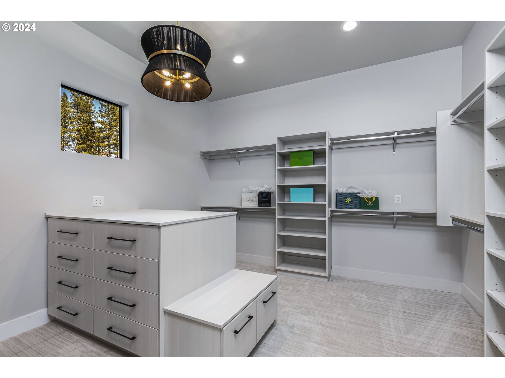 19560 BUCK CANYON RD