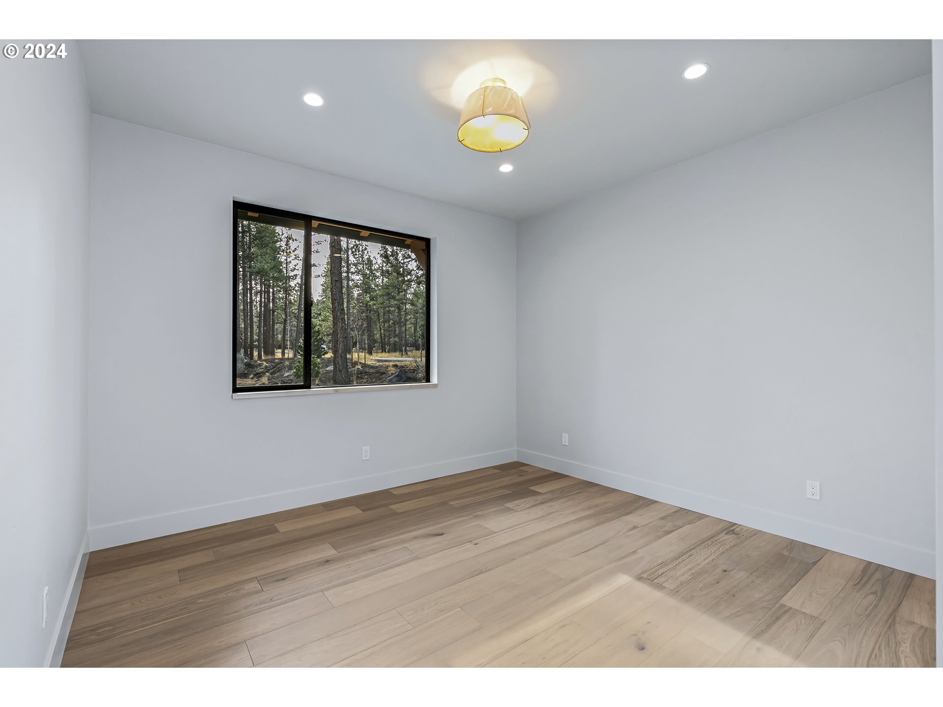 19560 BUCK CANYON RD