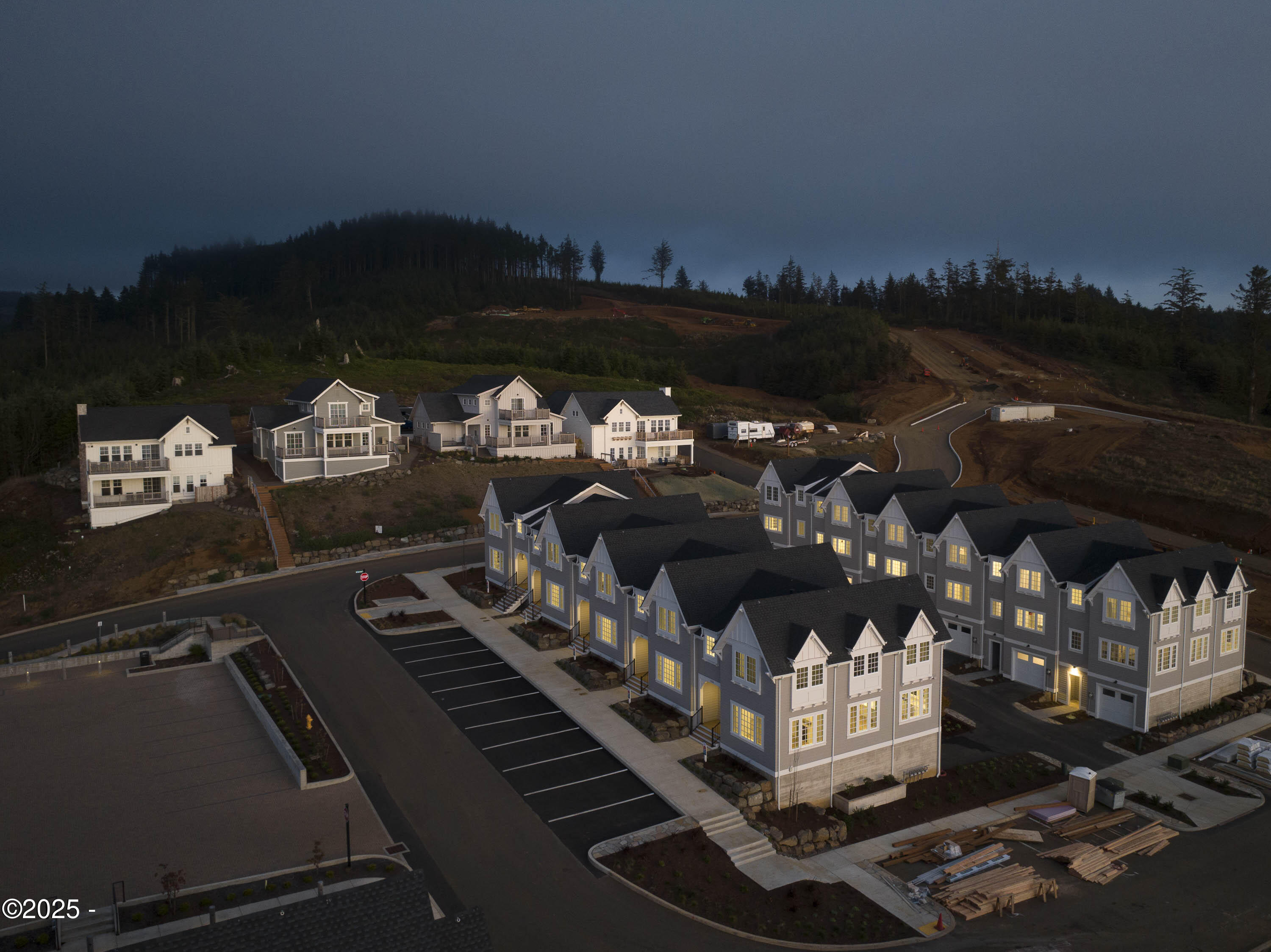 1128 NE Seascape Lane, 9