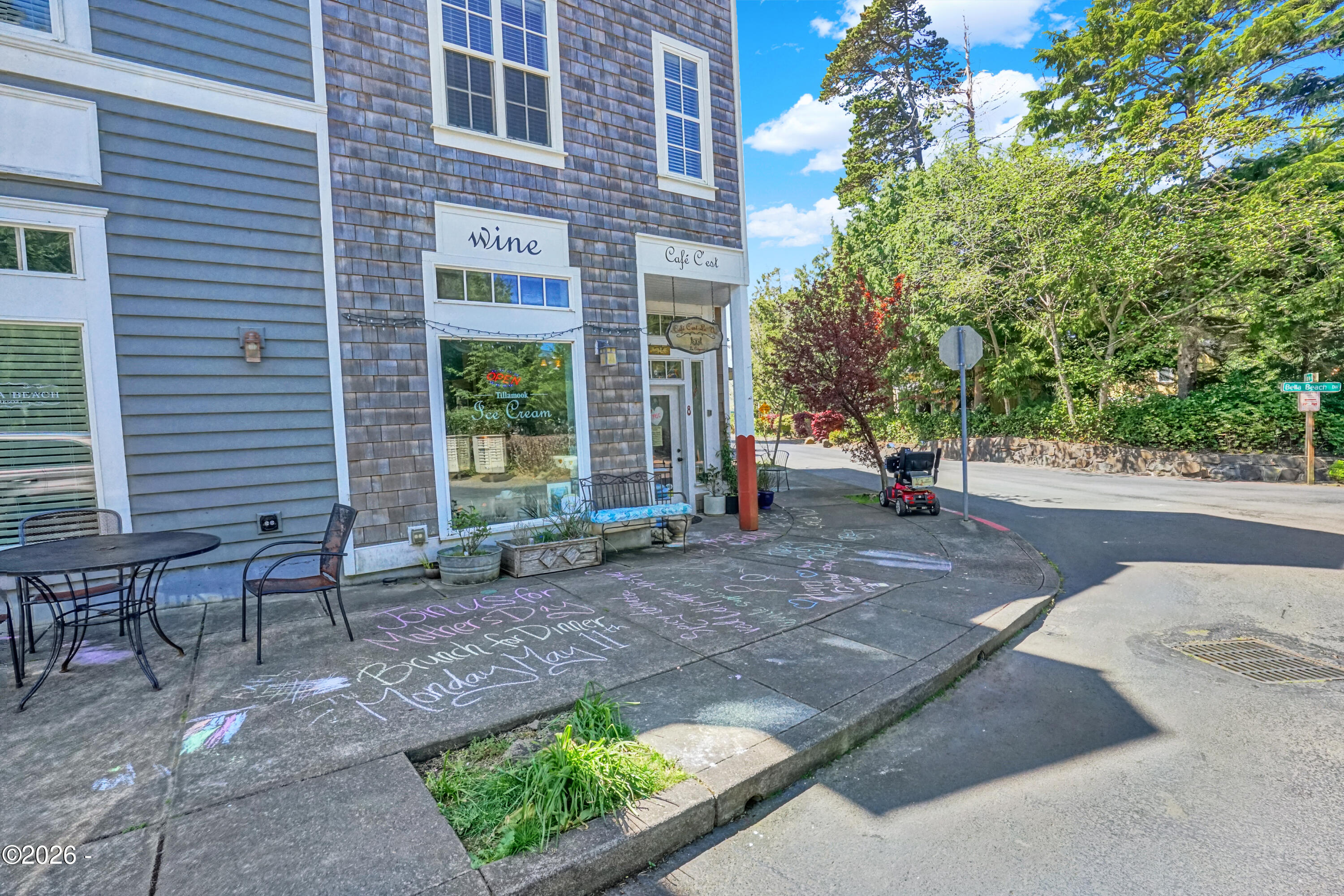 265 Bunchberry Way