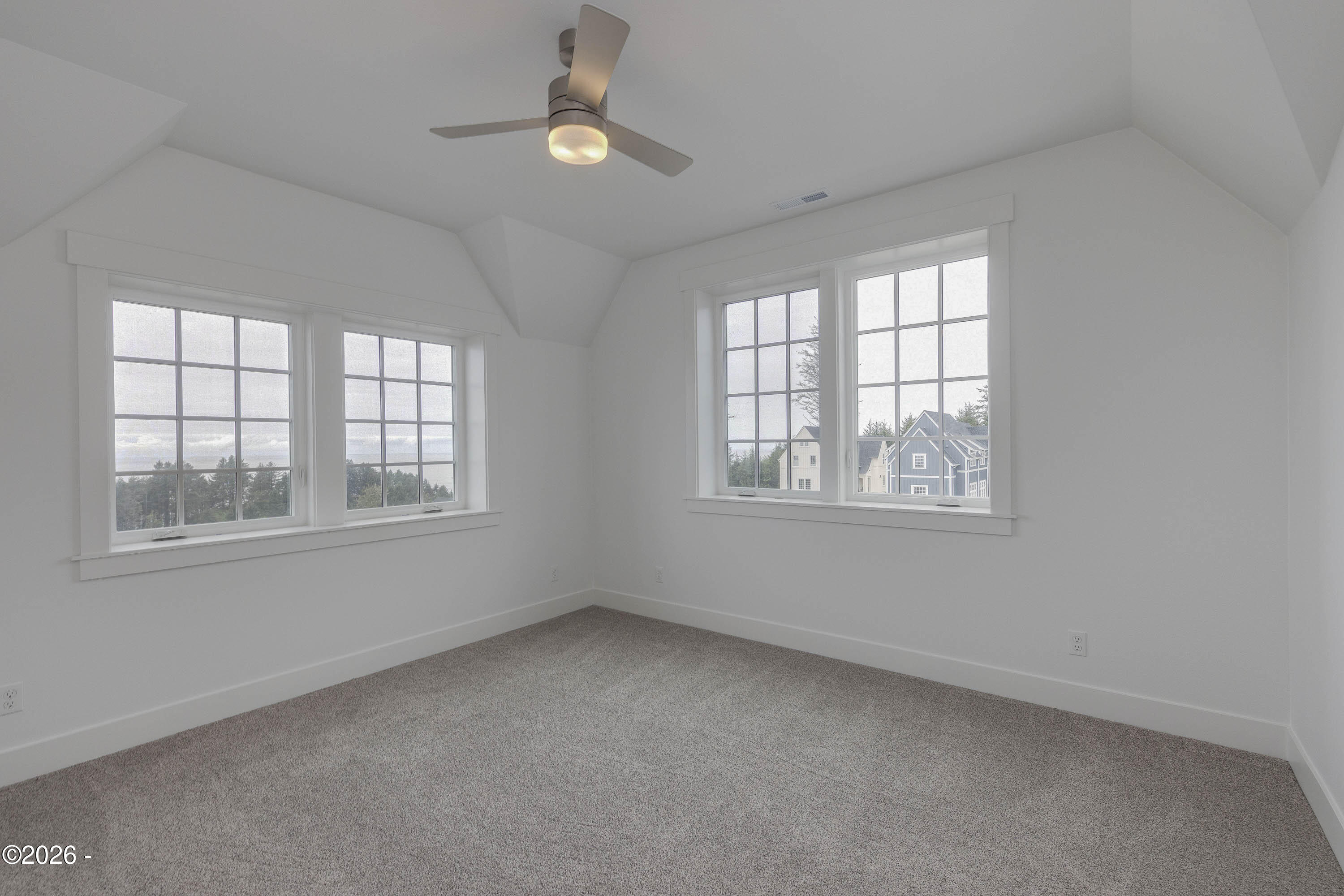 401 NE Moonwake Lane, 14