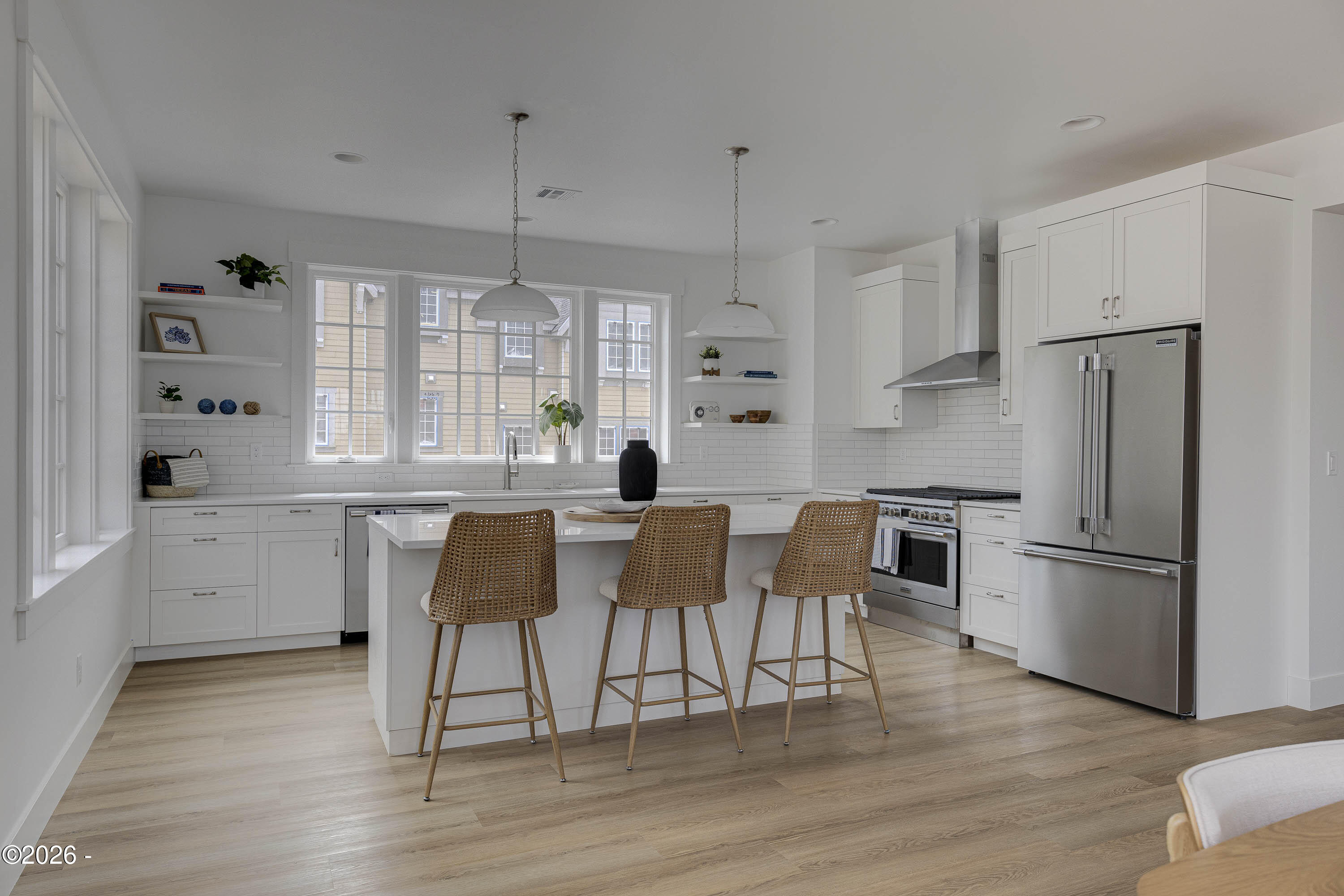 1152 NE Seascape Avenue, 9-13