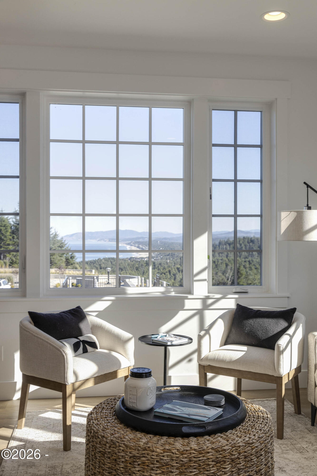 1152 NE Seascape Avenue, 9-13