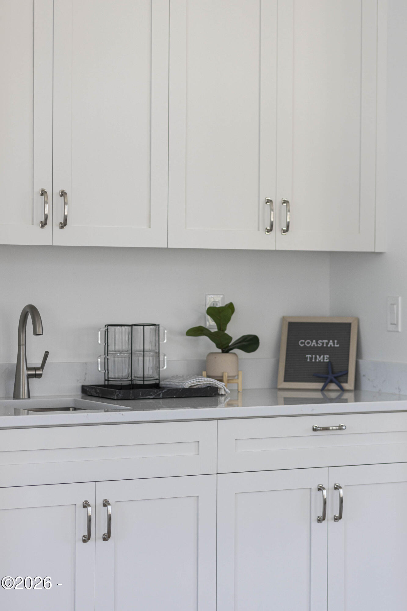1152 NE Seascape Avenue, 9-13
