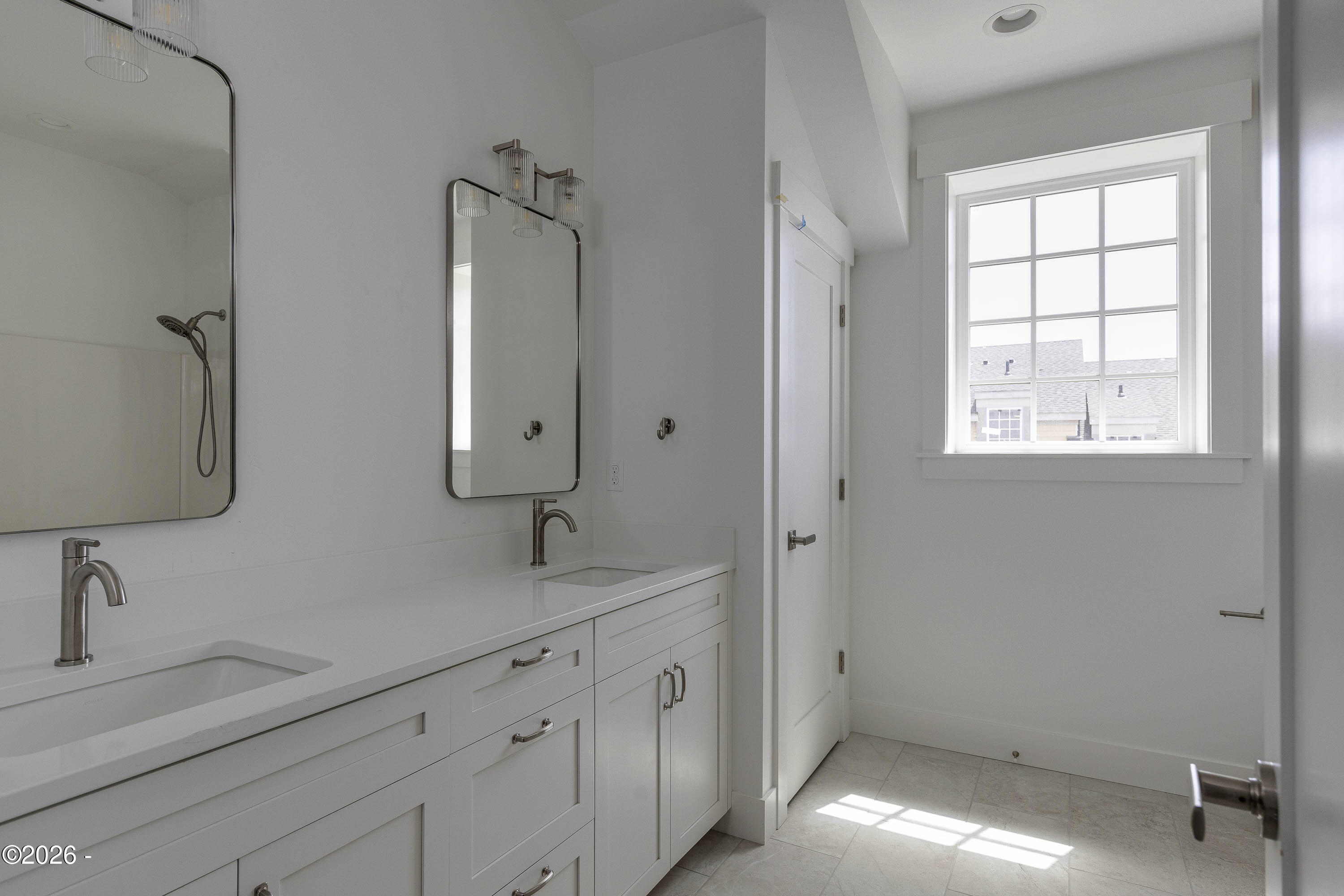 1152 NE Seascape Avenue, 9-13