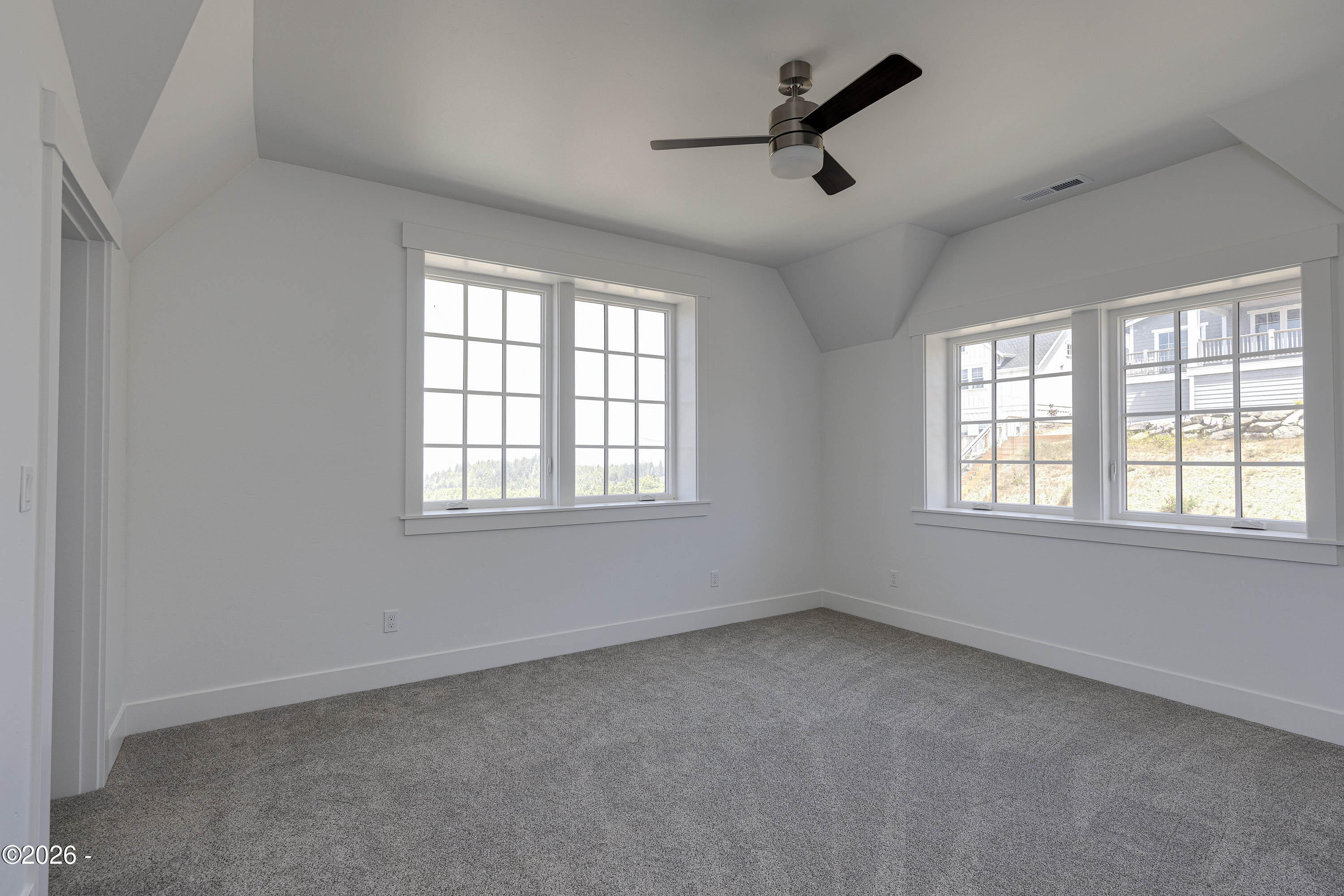 1152 NE Seascape Avenue, 9-13