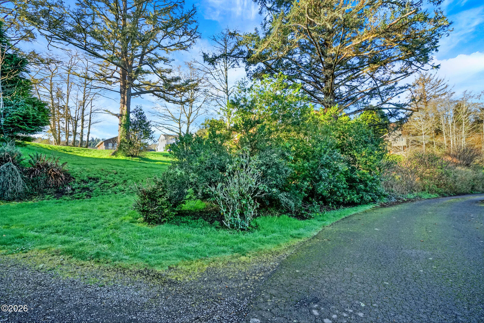 TL 6800 Beach Crest Drive
